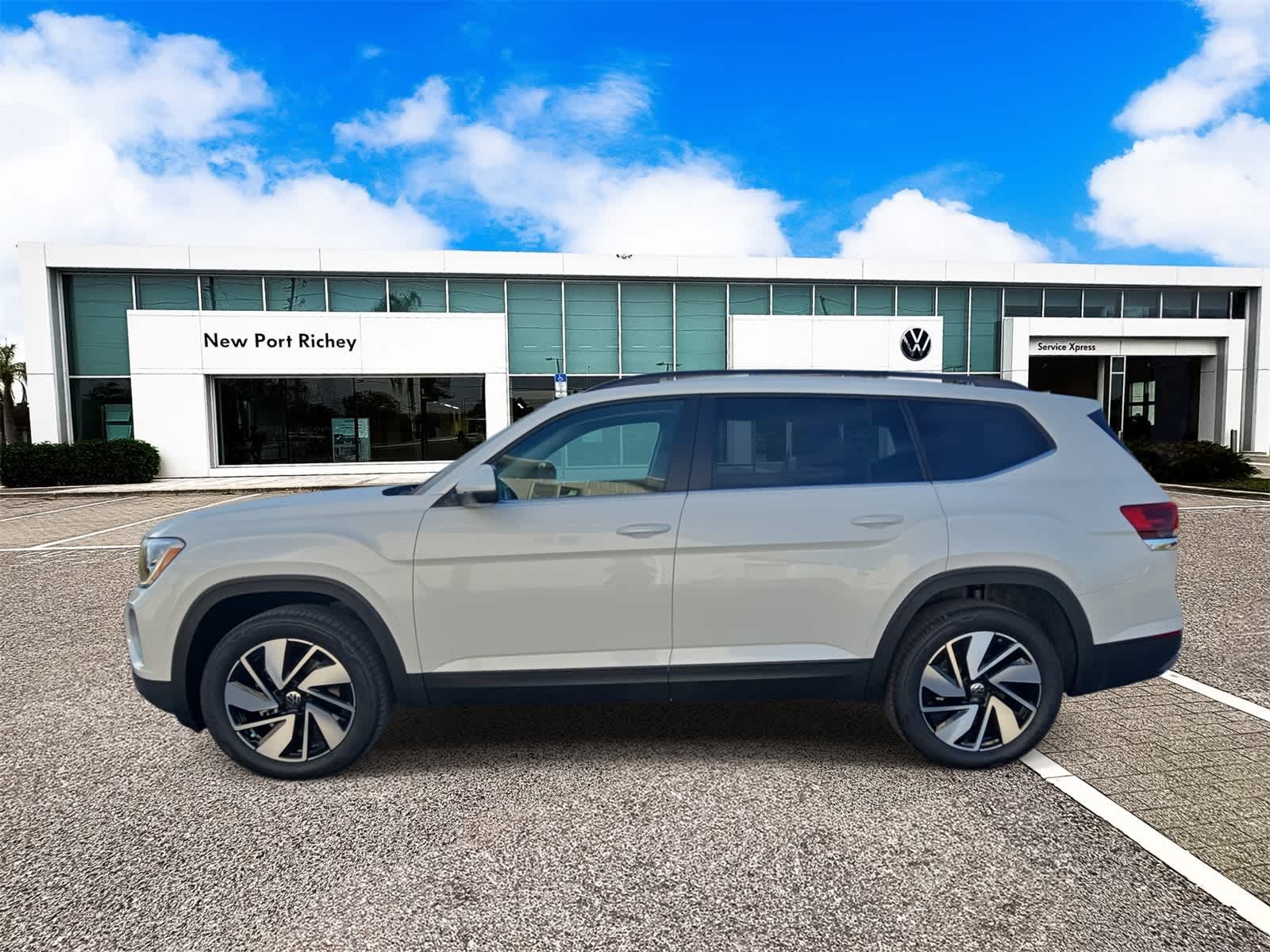 Thumbnail: 2026 Volkswagen Atlas - 5