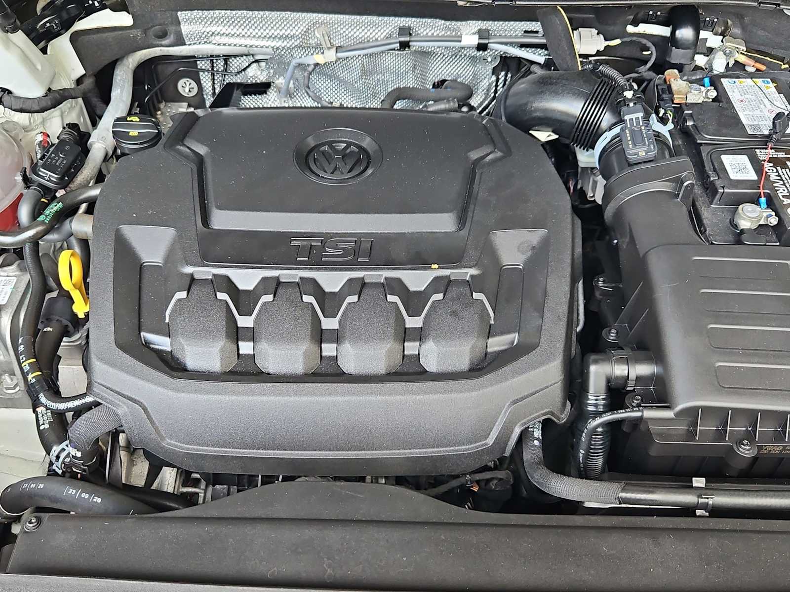 Thumbnail: 2021 Volkswagen Tiguan - 22