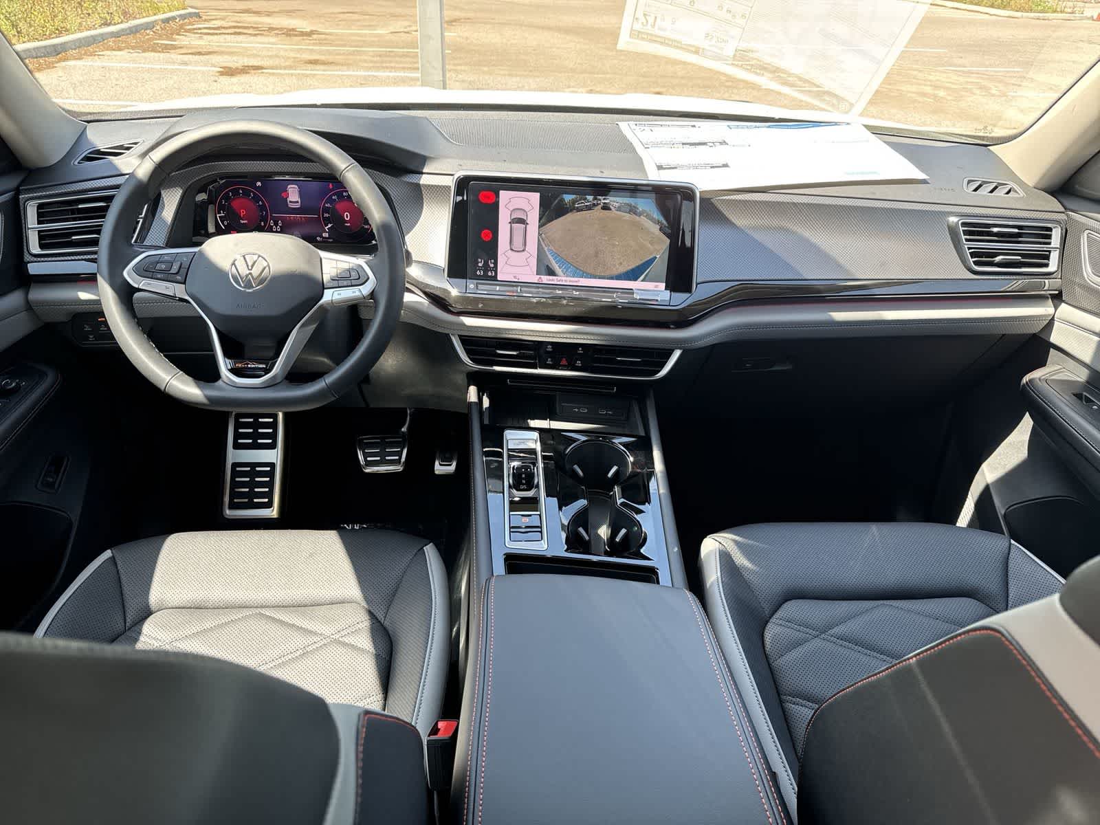 Thumbnail: 2026 Volkswagen Atlas - 14