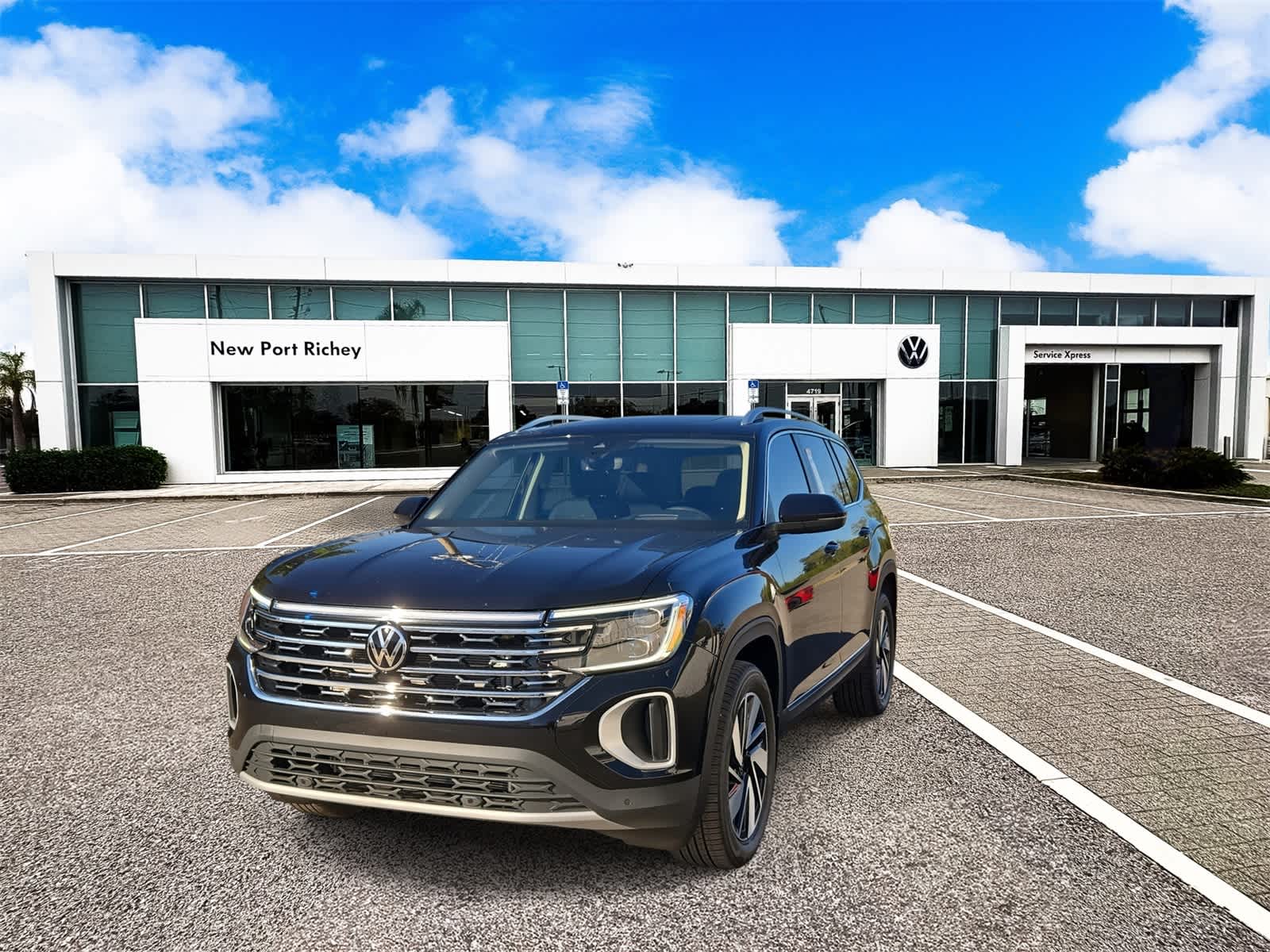 Thumbnail: 2026 Volkswagen Atlas - 4