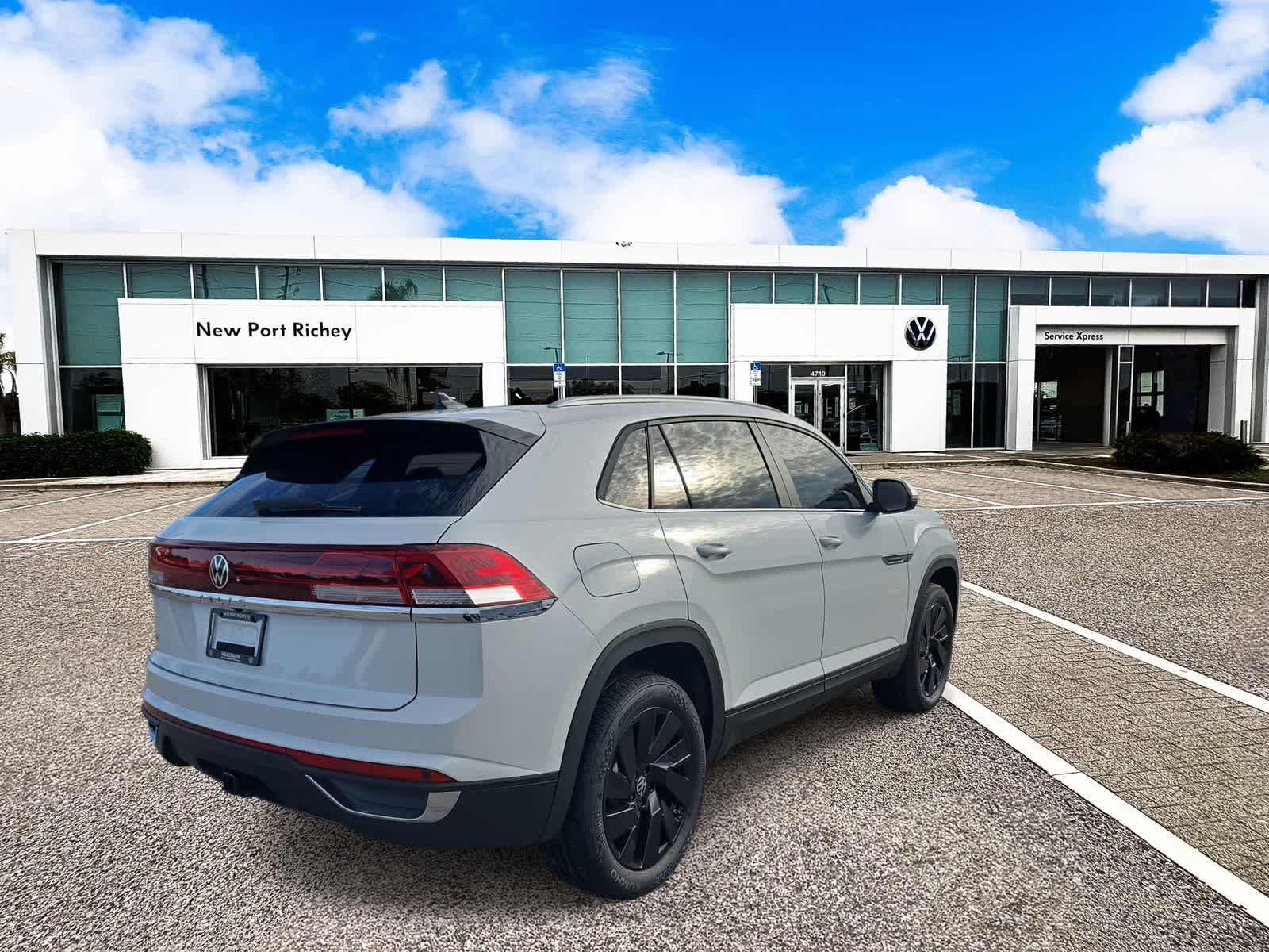 Thumbnail: 2026 Volkswagen Atlas - 8