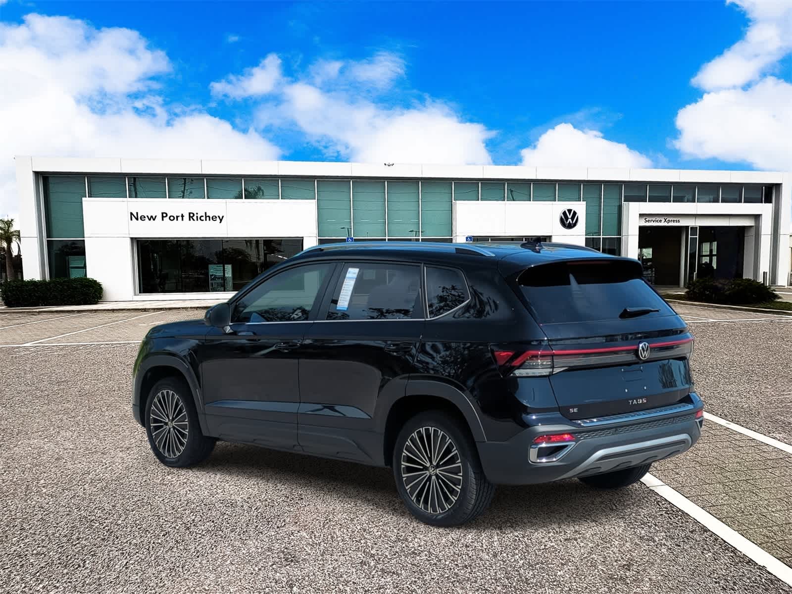 Thumbnail: 2025 Volkswagen Taos - 6