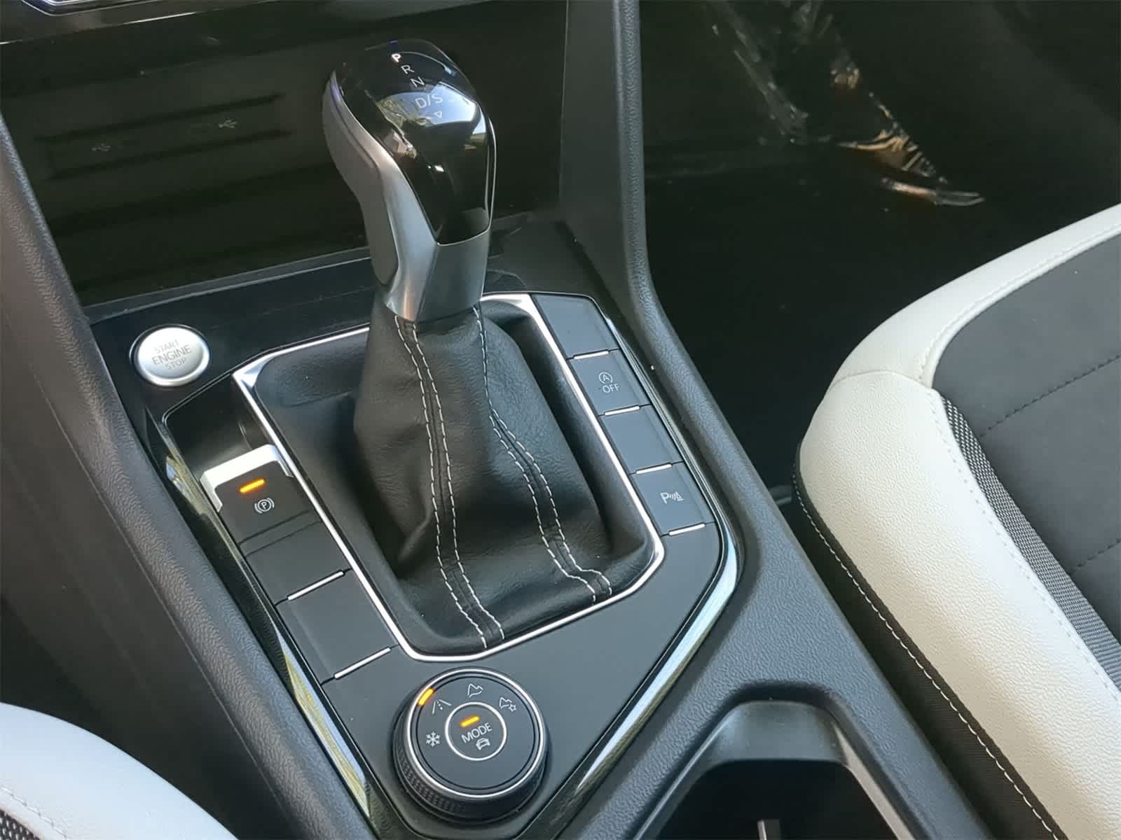 Thumbnail: 2025 Volkswagen Taos - 29