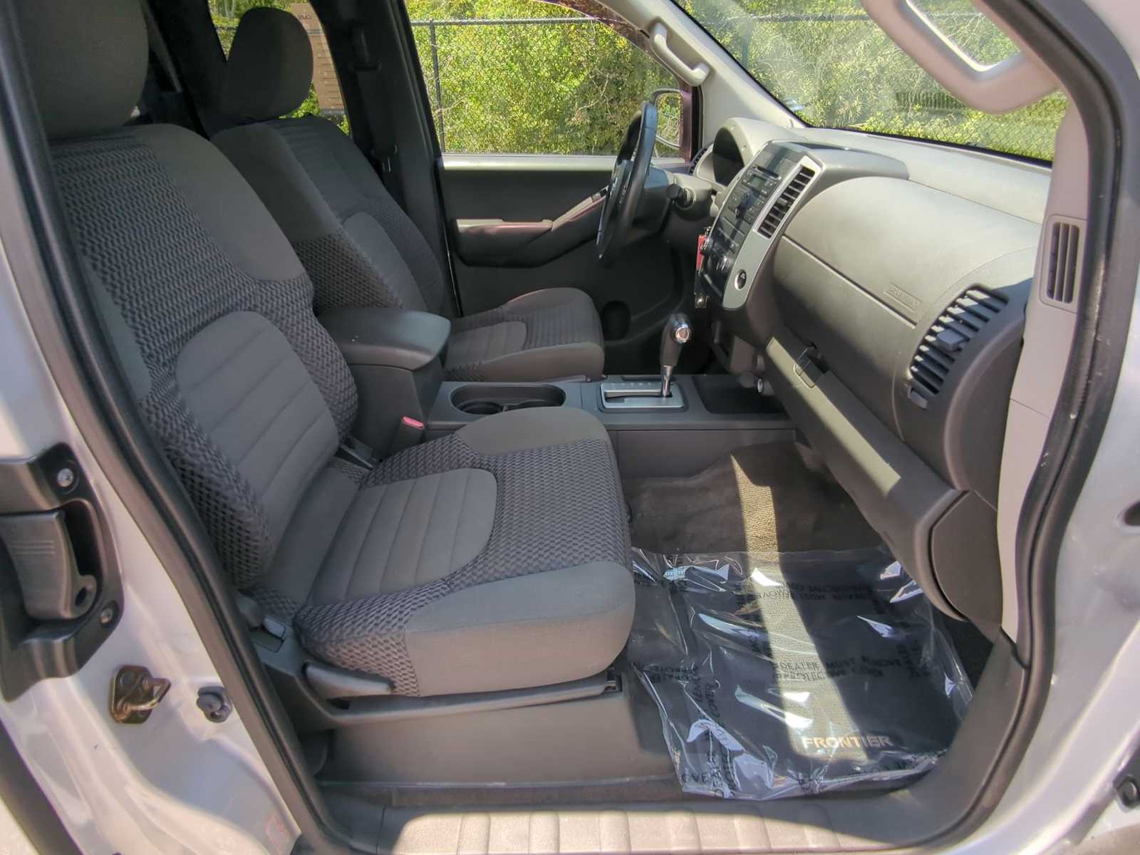 Thumbnail: 2012 Nissan Frontier - 20