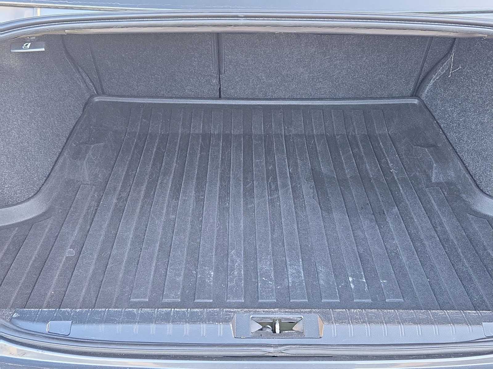 Thumbnail: 2018 Subaru Legacy - 40