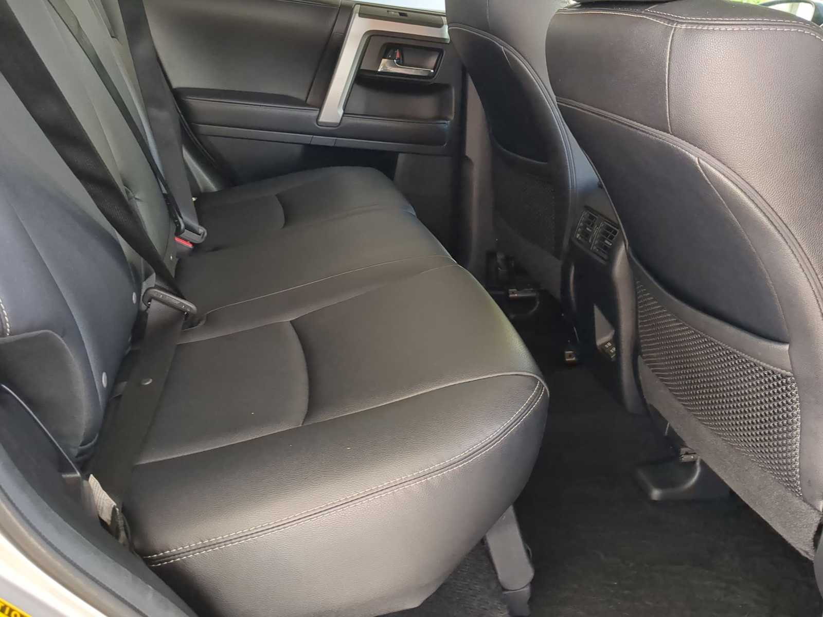 Thumbnail: 2022 Toyota 4Runner - 20