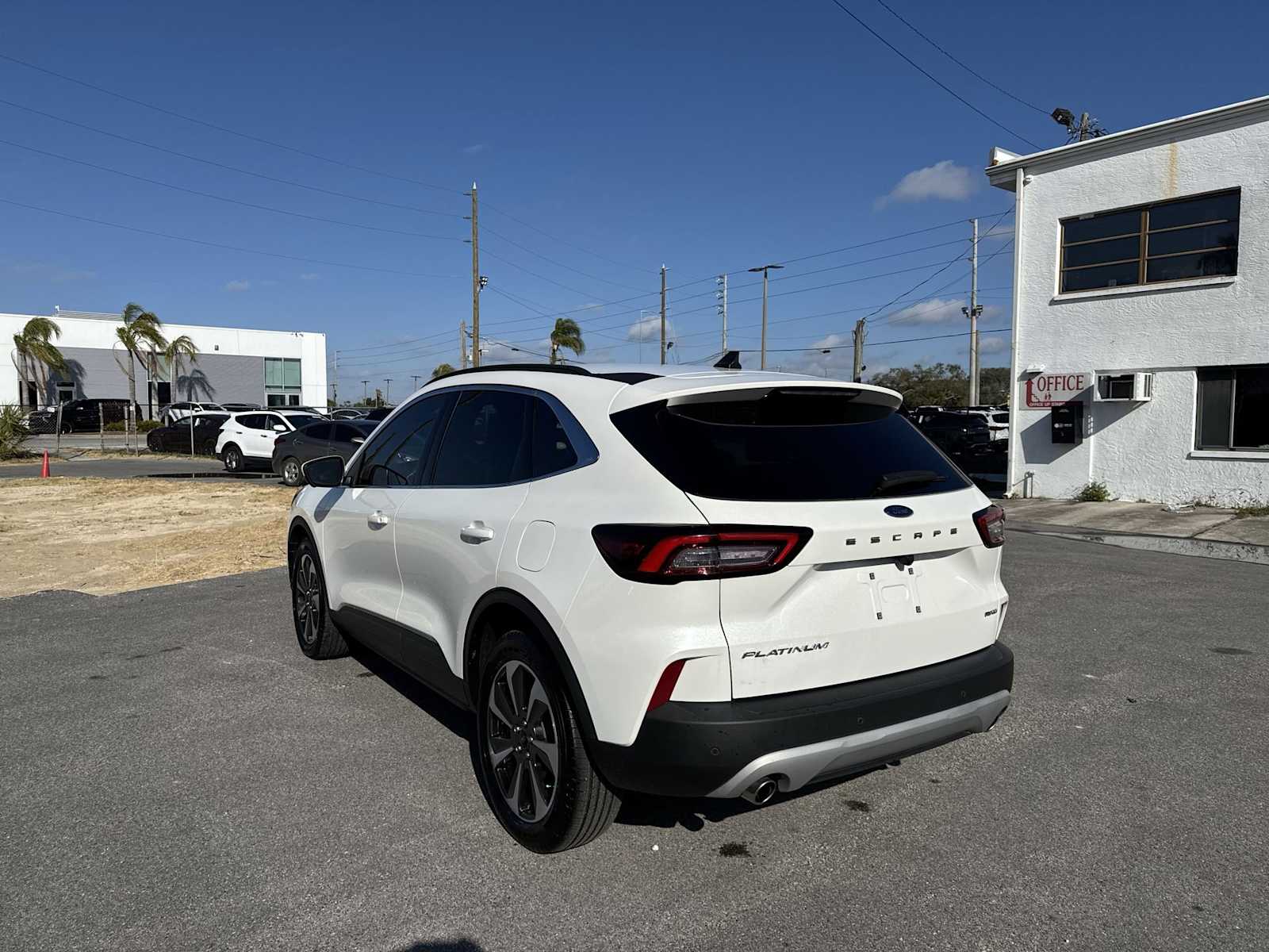 Thumbnail: 2023 Ford Escape - 4