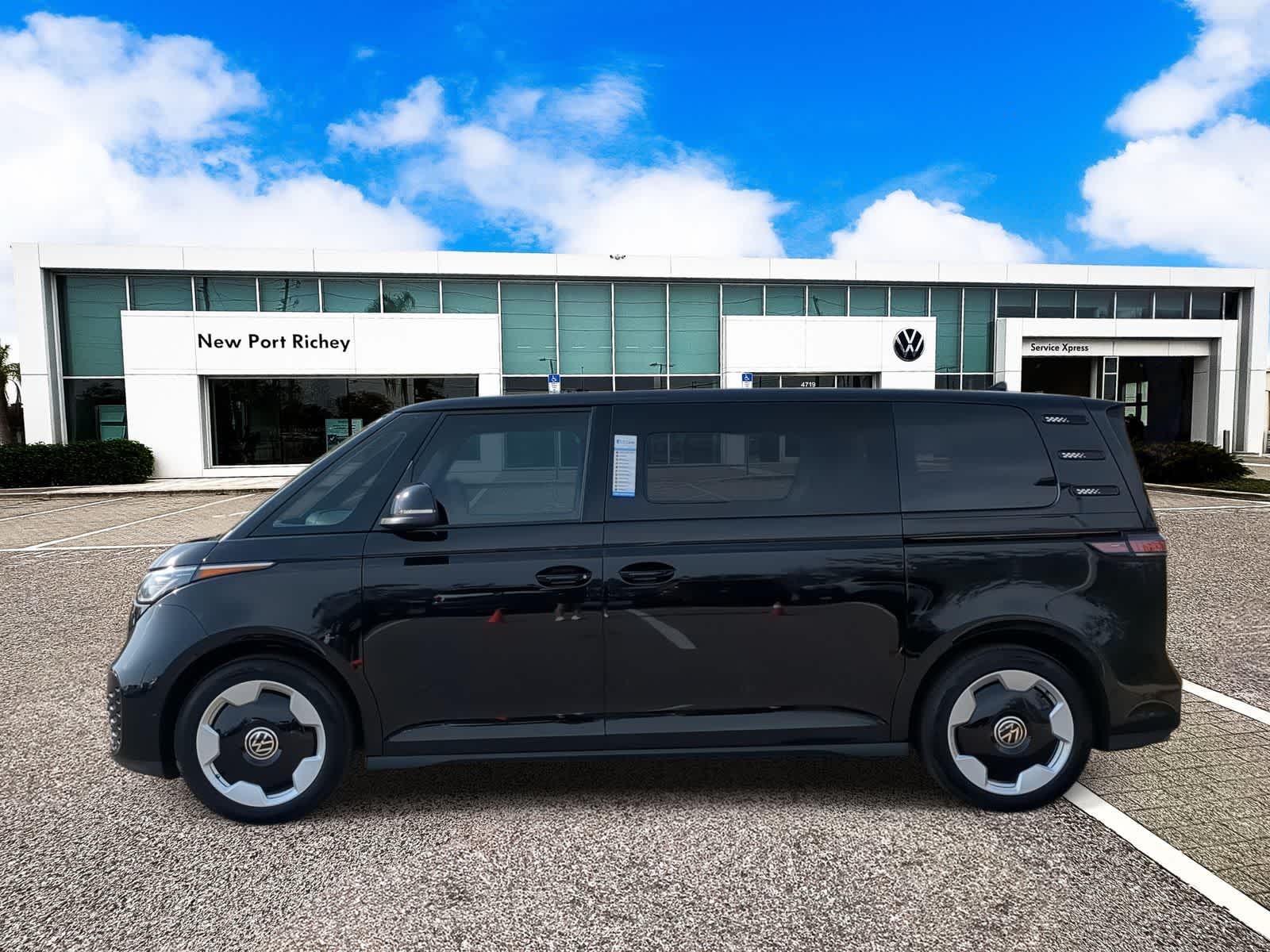 Thumbnail: 2025 Volkswagen ID.Buzz - 5