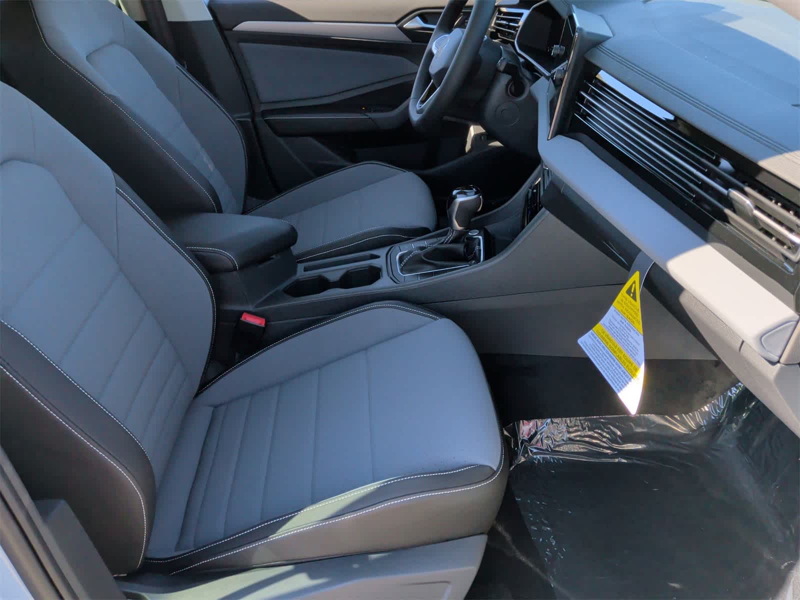 Thumbnail: 2026 Volkswagen Jetta - 22