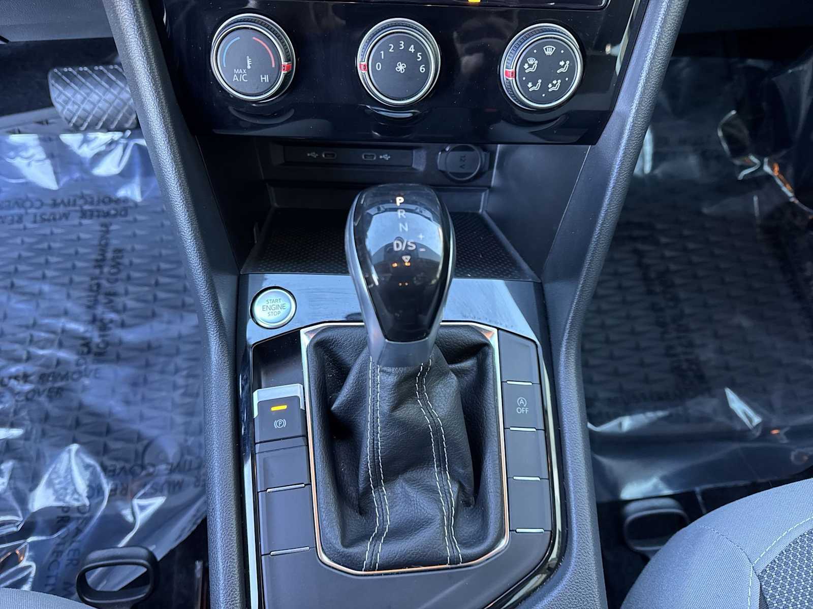 Thumbnail: 2024 Volkswagen Taos - 36