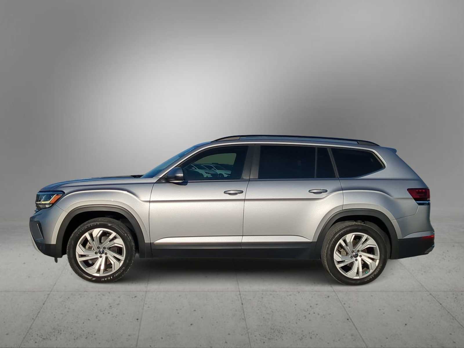 Thumbnail: 2022 Volkswagen Atlas - 5