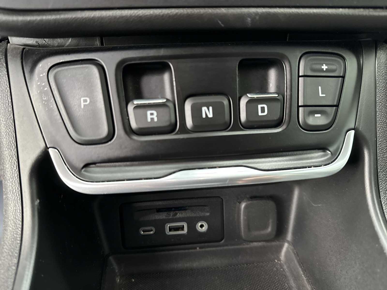 Thumbnail: 2020 GMC Terrain - 31