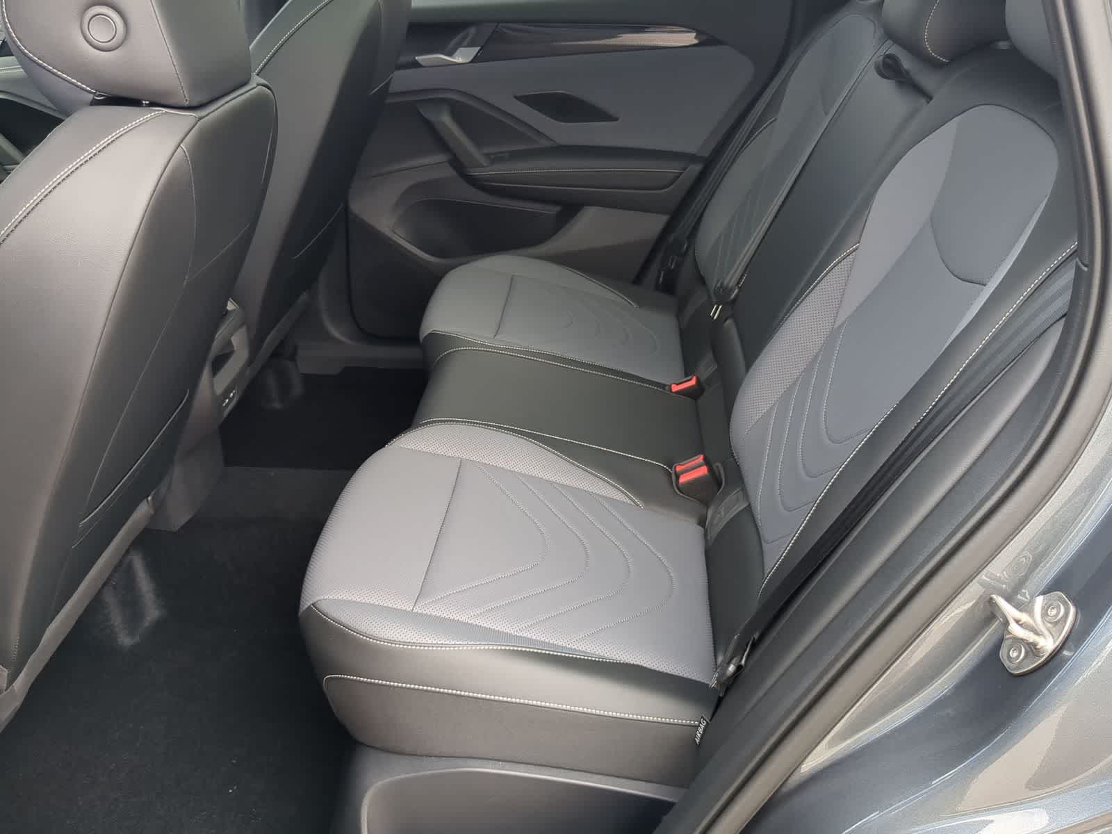 Thumbnail: 2026 Volkswagen Tiguan - 21