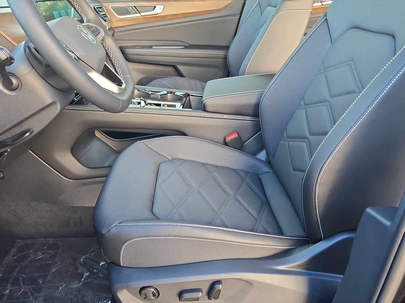 Thumbnail: 2026 Volkswagen Atlas - 24