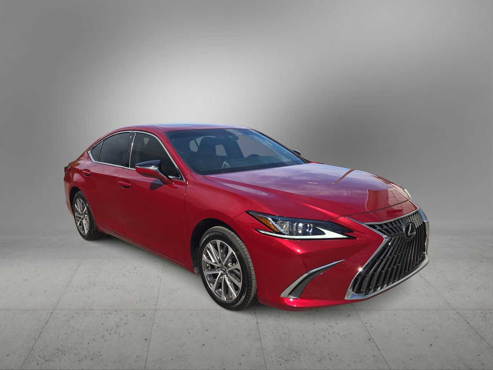 Thumbnail: 2022 Lexus ES - 2