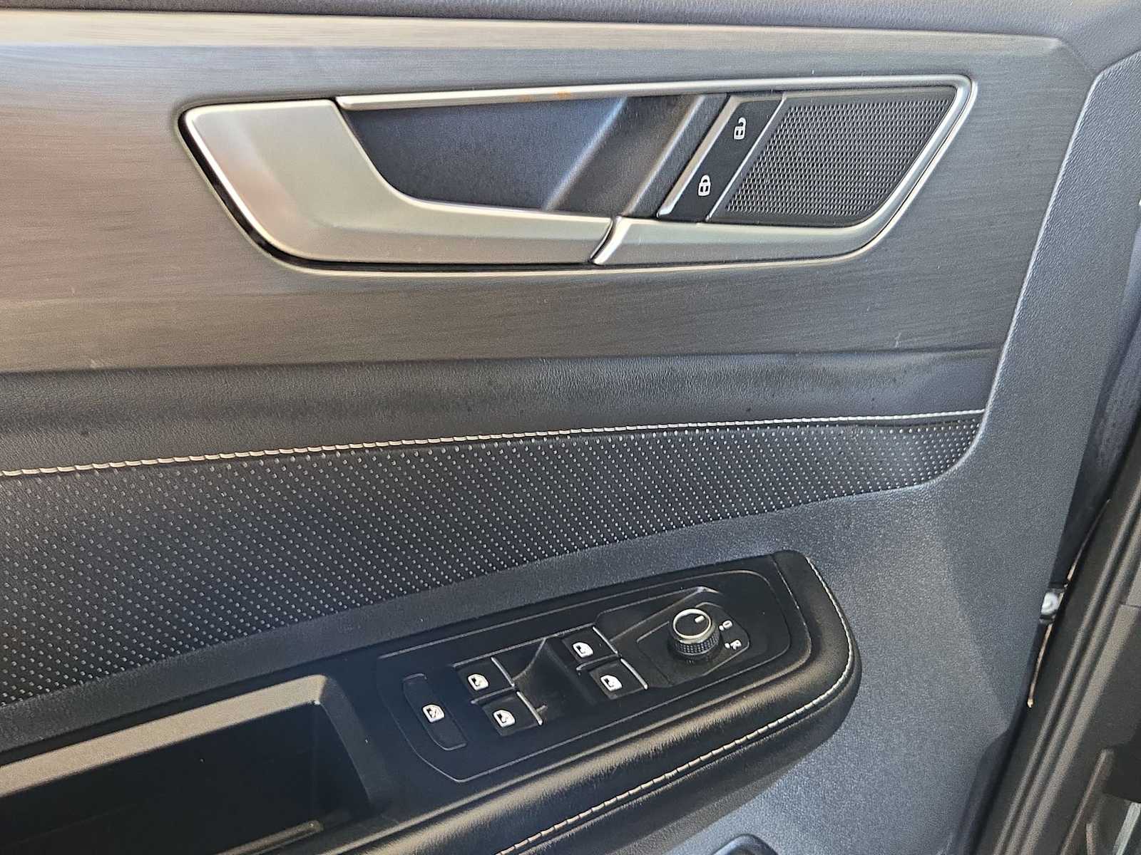 Thumbnail: 2024 Volkswagen Atlas - 36