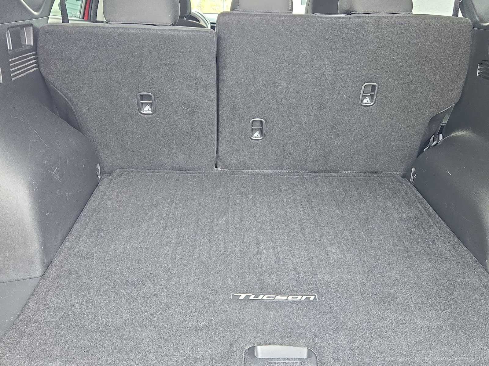 Thumbnail: 2023 Hyundai Tucson - 30