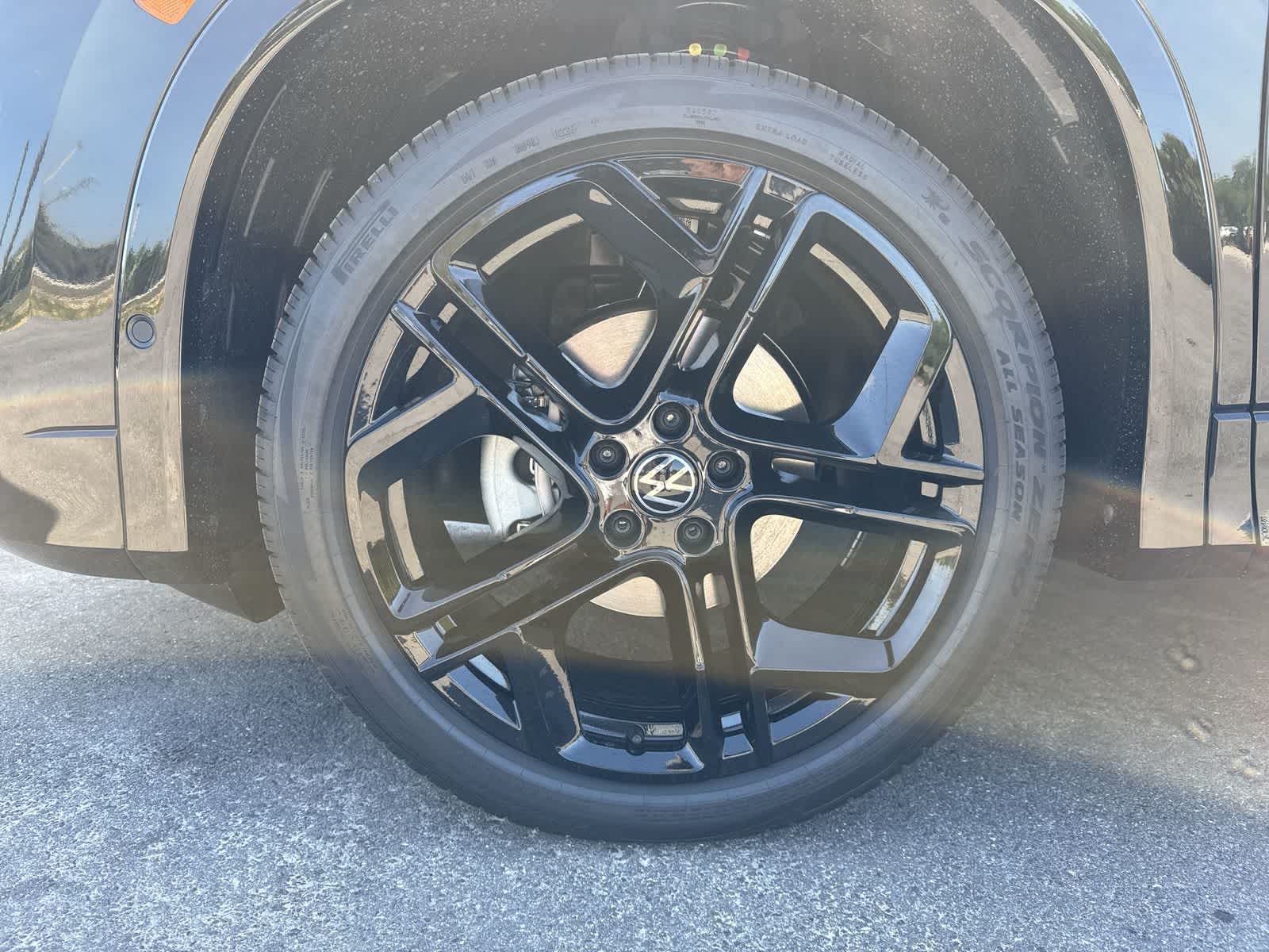 Thumbnail: 2026 Volkswagen Tiguan - 12