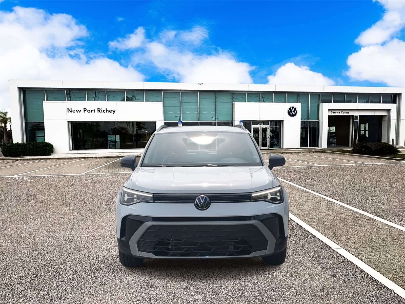 Thumbnail: 2025 Volkswagen Taos - 3