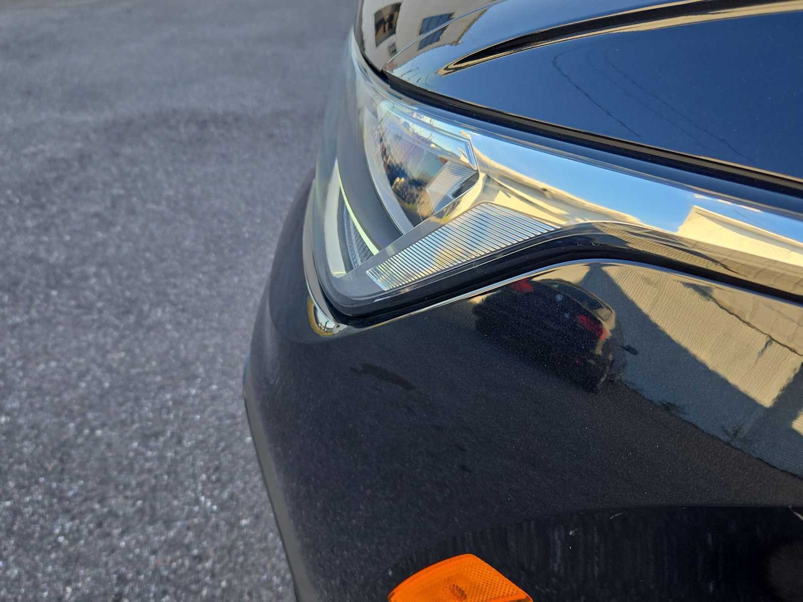 Thumbnail: 2023 Volkswagen Tiguan - 11