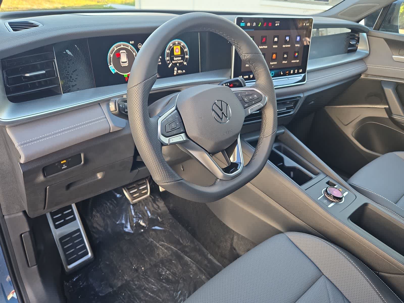 Thumbnail: 2026 Volkswagen Tiguan - 10