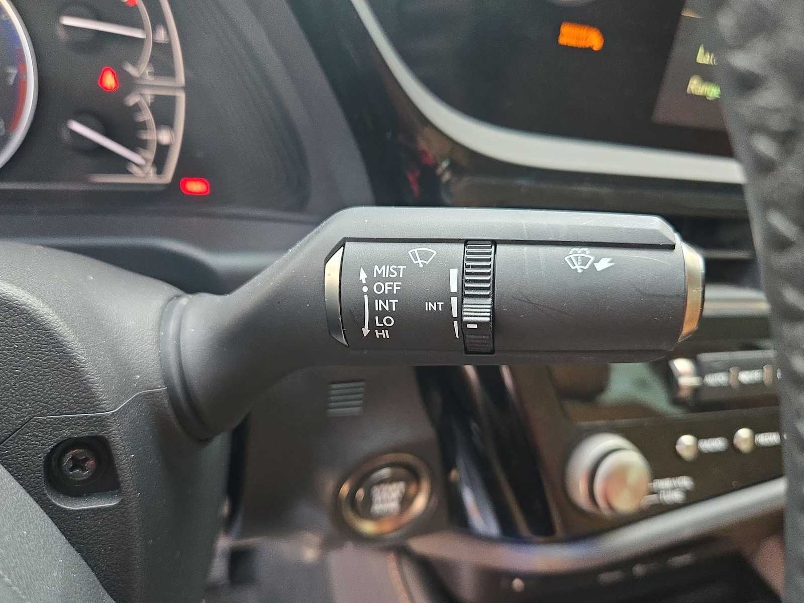 Thumbnail: 2022 Lexus ES - 27