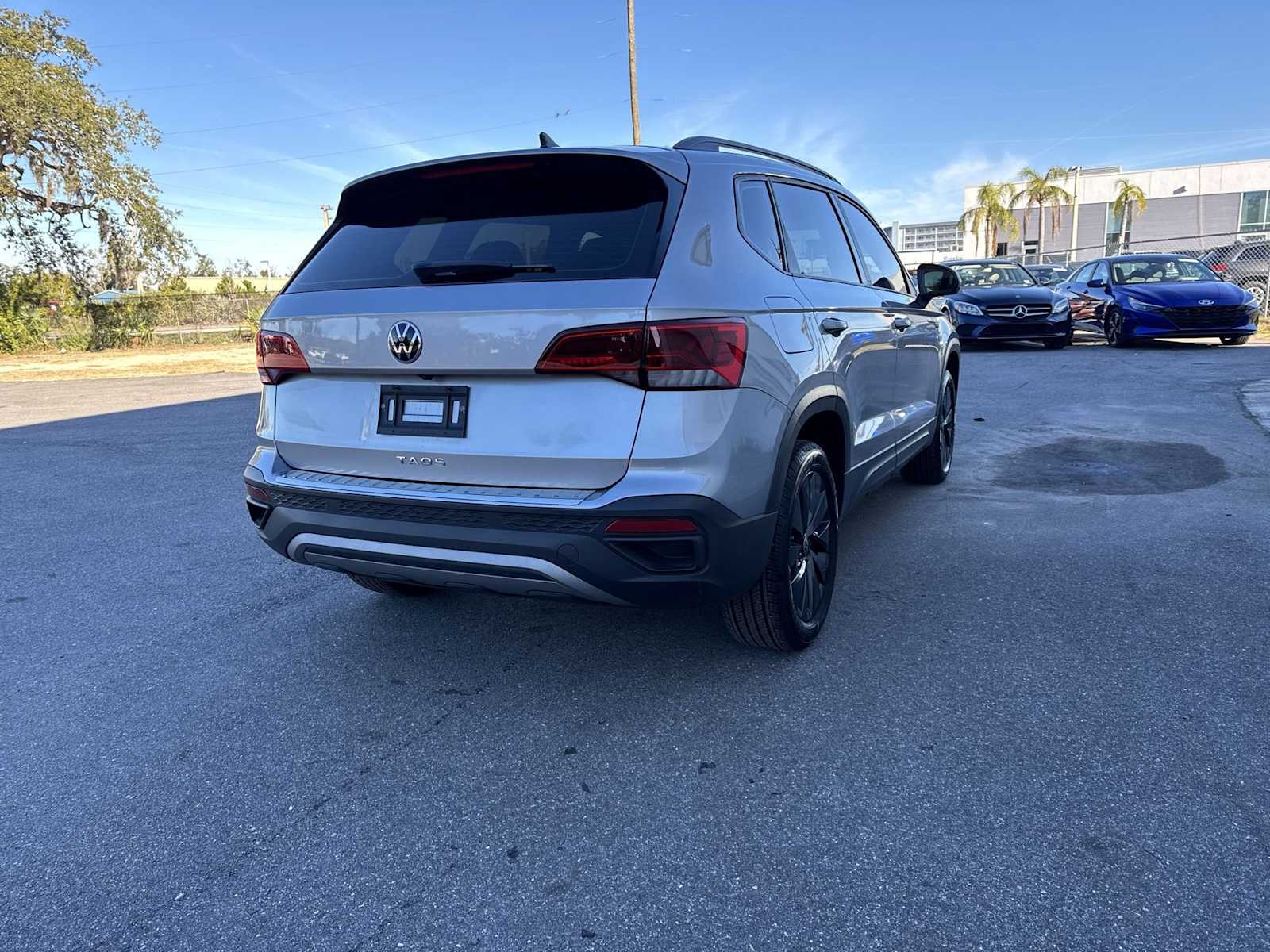 Thumbnail: 2024 Volkswagen Taos - 14