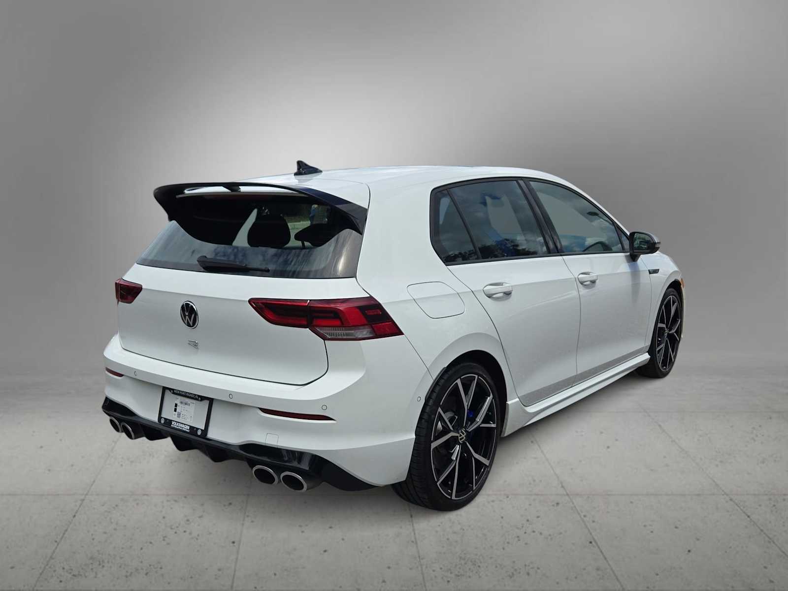 Thumbnail: 2022 Volkswagen Golf - 8
