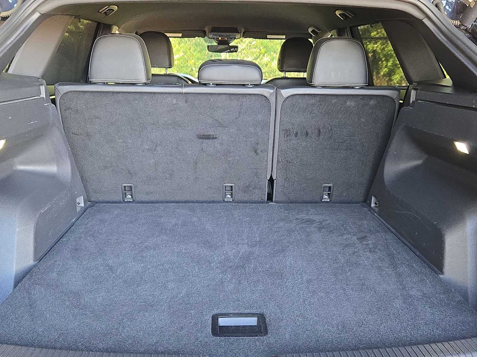 Thumbnail: 2024 Volkswagen Atlas - 32