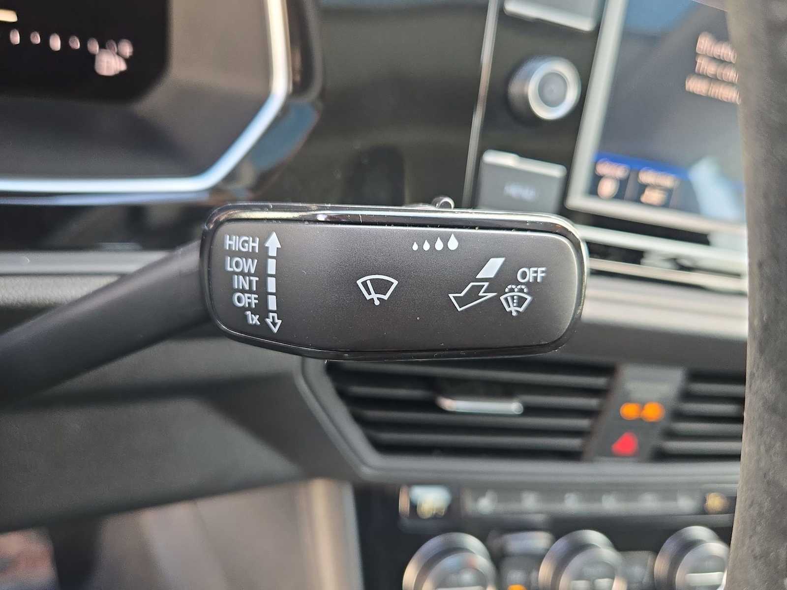 Thumbnail: 2022 Volkswagen Jetta - 26