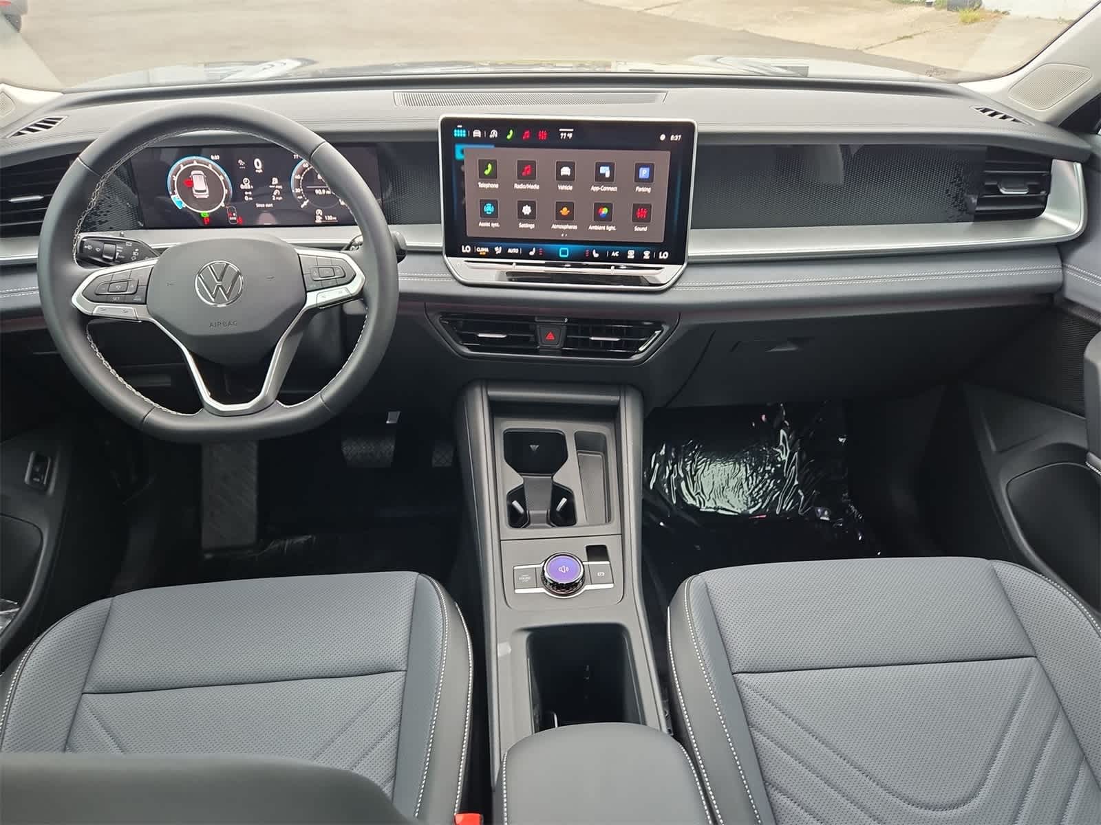 Thumbnail: 2026 Volkswagen Tiguan - 16