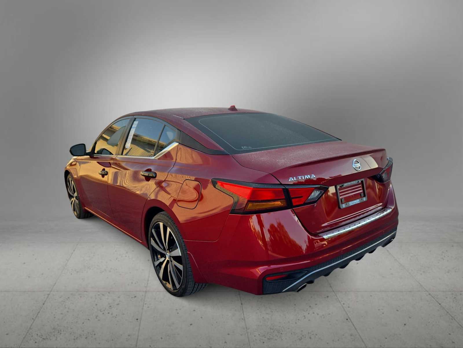 Thumbnail: 2022 Nissan Altima - 6