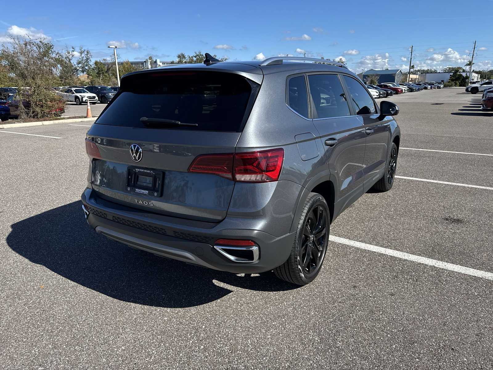 Thumbnail: 2023 Volkswagen Taos - 6