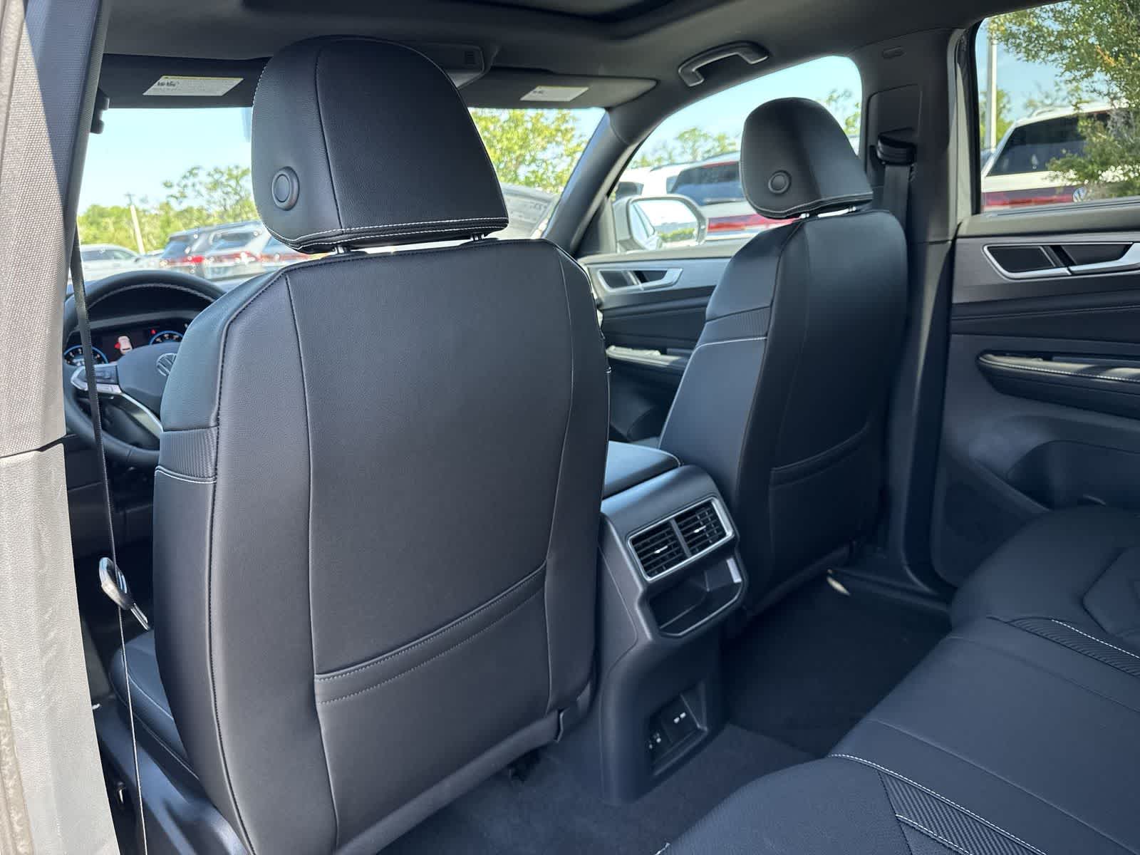 Thumbnail: 2026 Volkswagen Atlas - 17