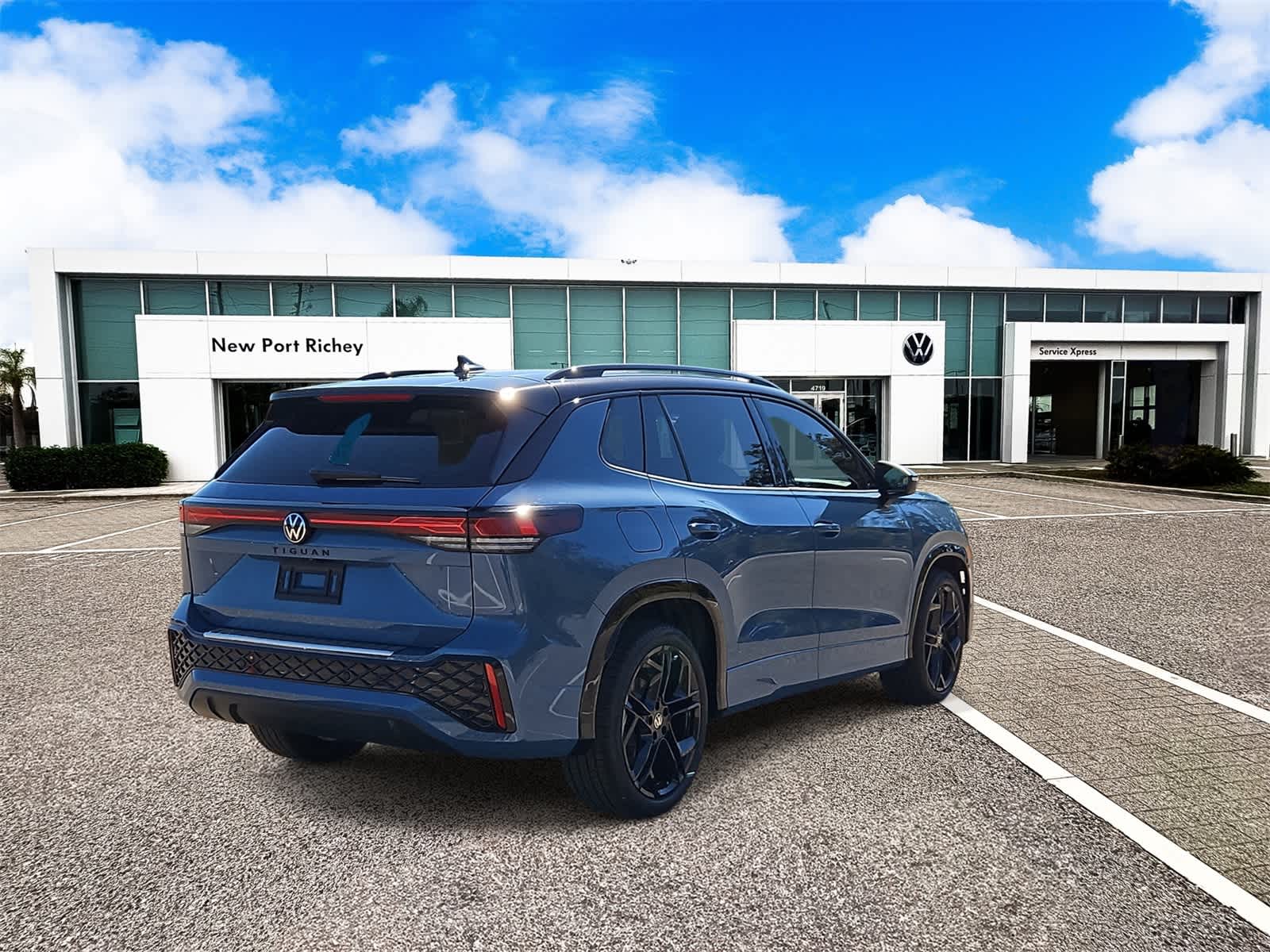 Thumbnail: 2026 Volkswagen Tiguan - 8