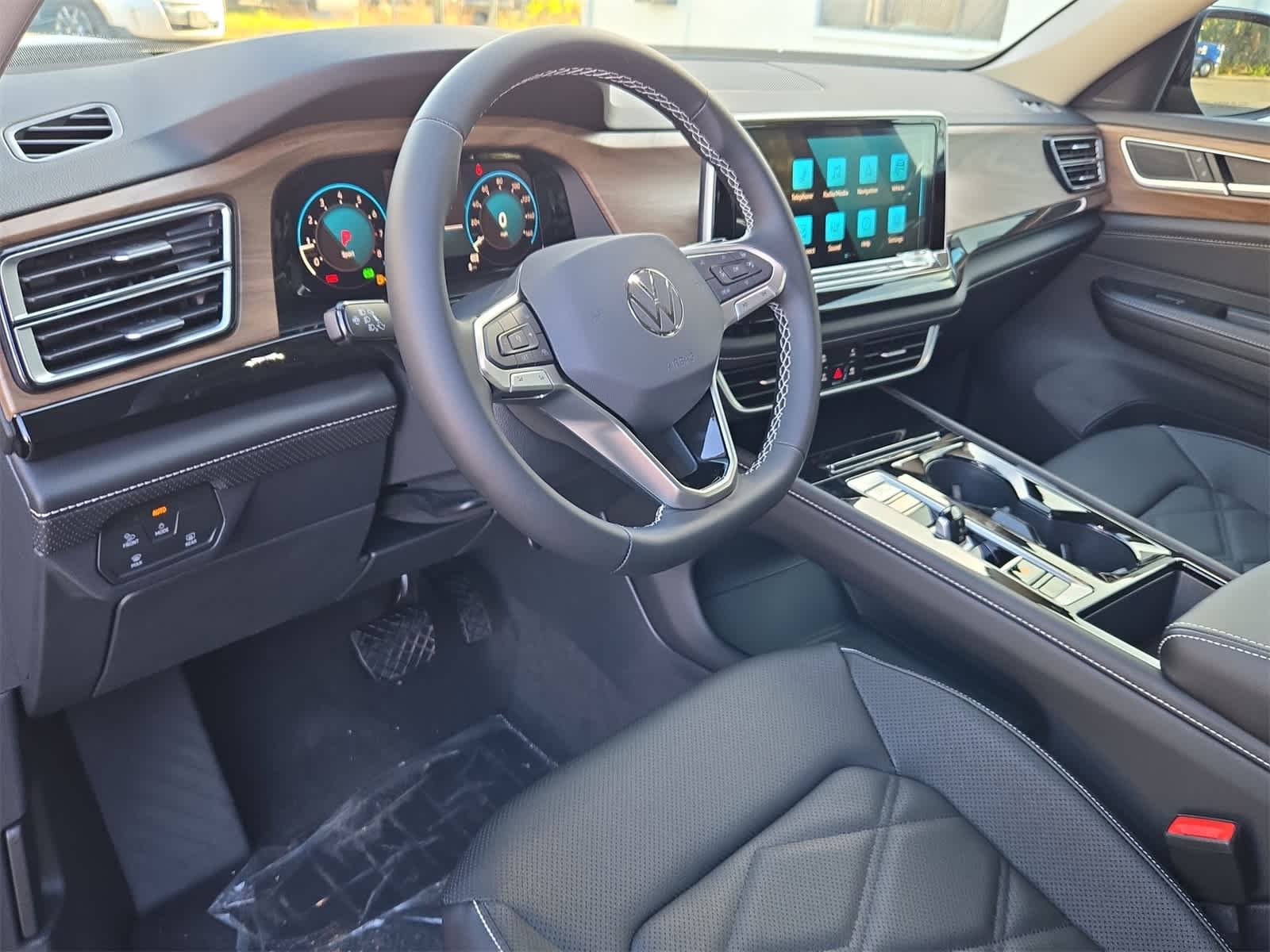 Thumbnail: 2026 Volkswagen Atlas - 10