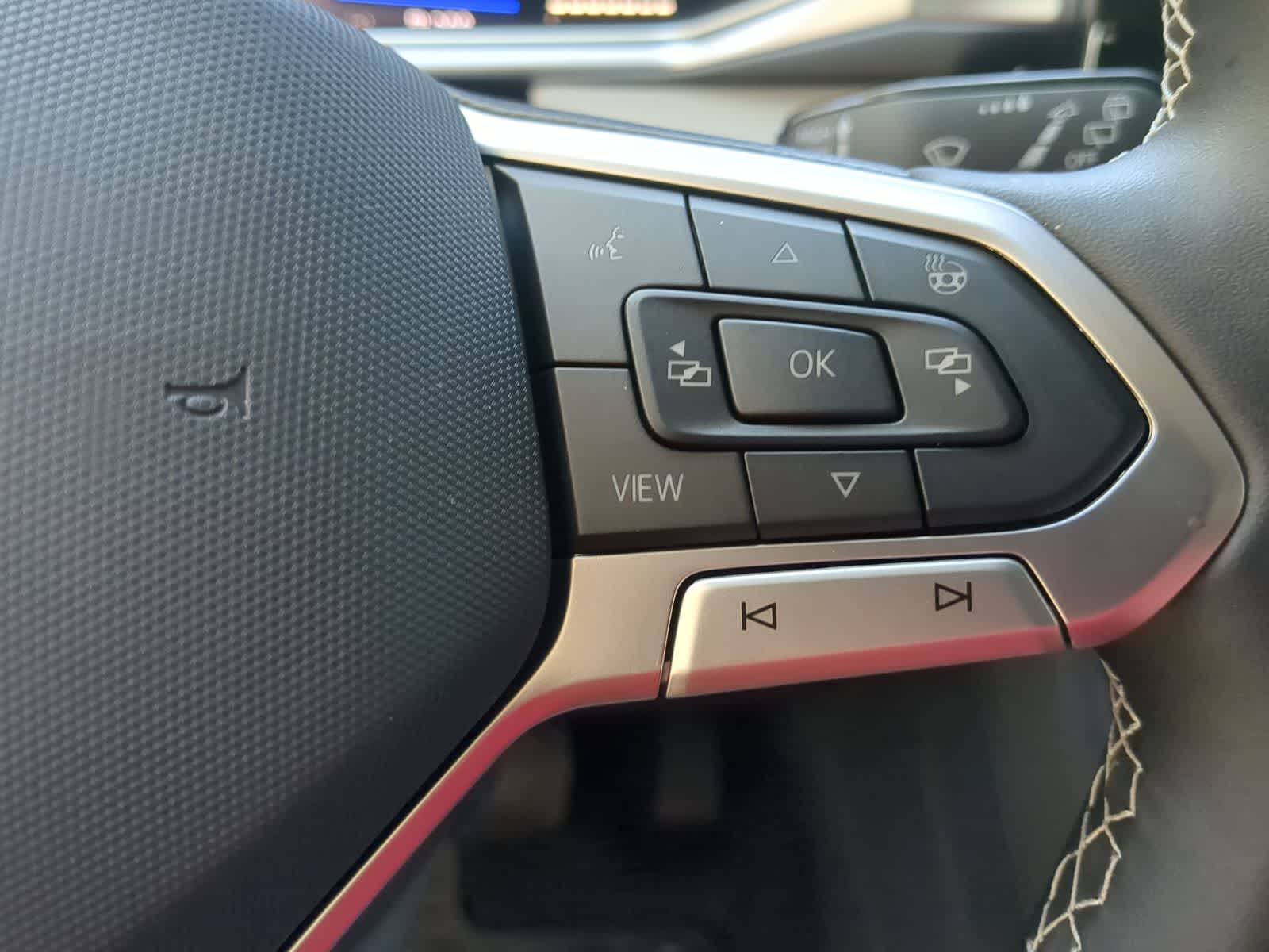 Thumbnail: 2025 Volkswagen Taos - 24