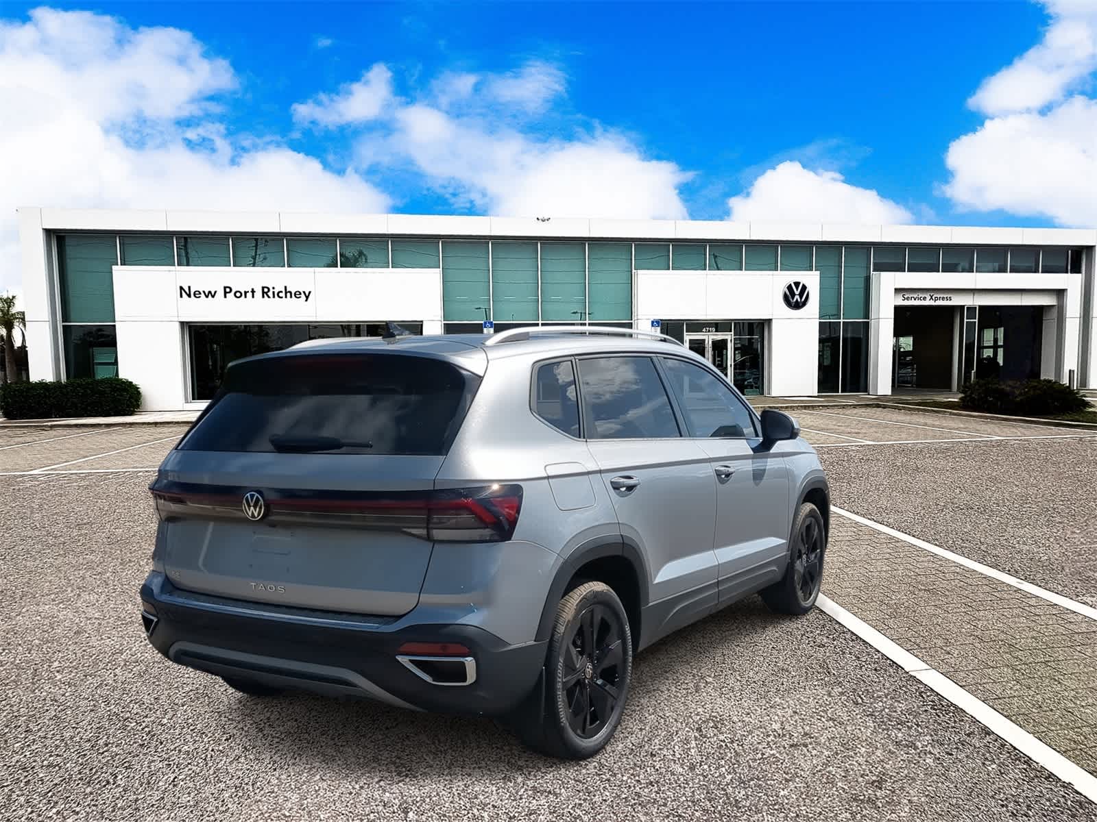 Thumbnail: 2025 Volkswagen Taos - 8