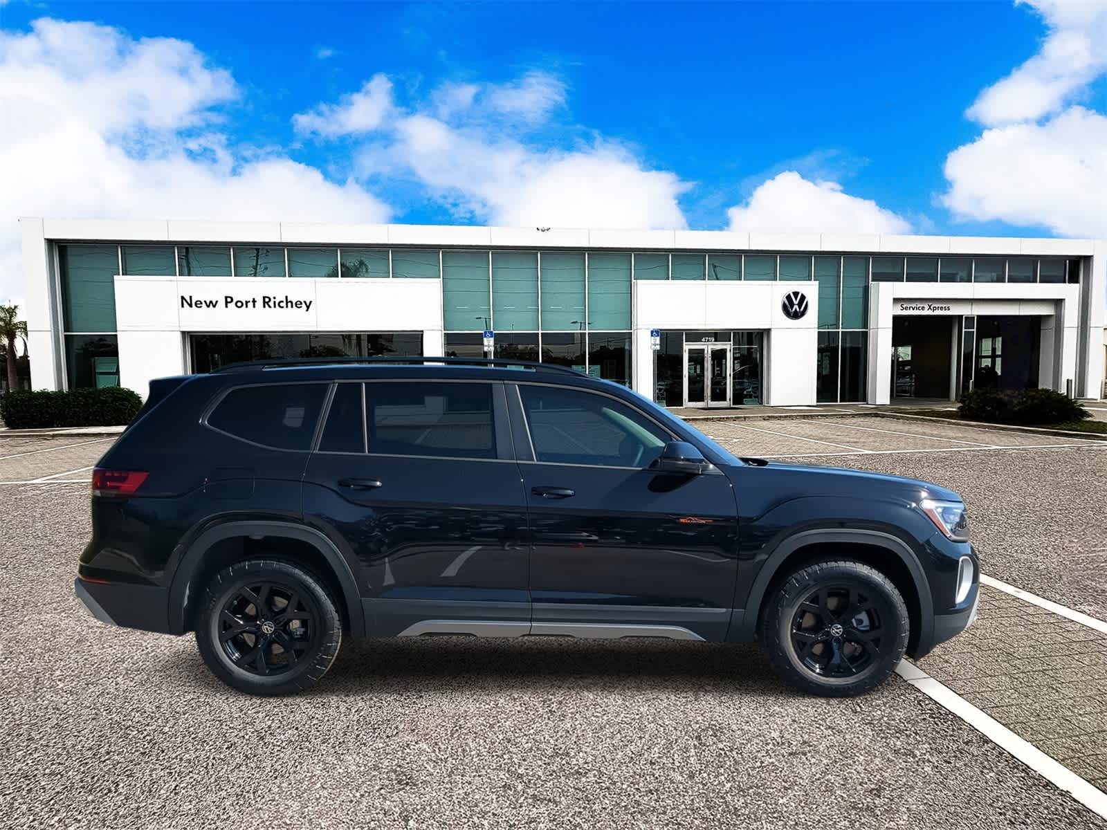 Thumbnail: 2025 Volkswagen Atlas - 9