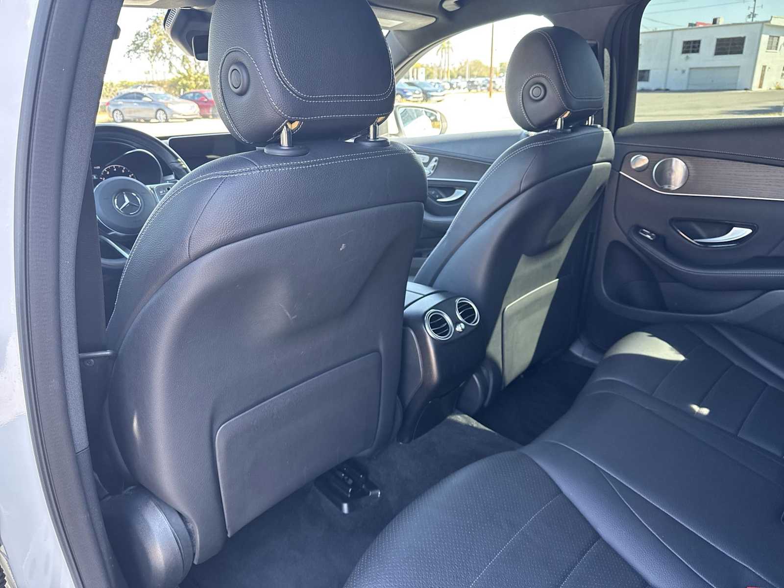 Thumbnail: 2020 Mercedes-Benz GLC - 17