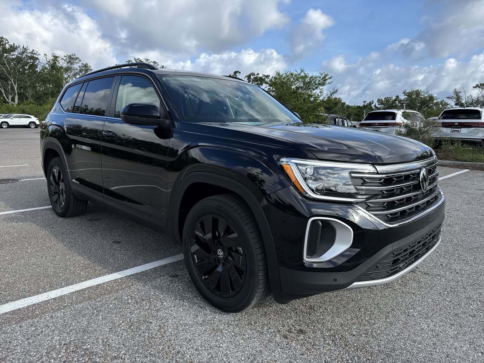 Thumbnail: 2026 Volkswagen Atlas - 8