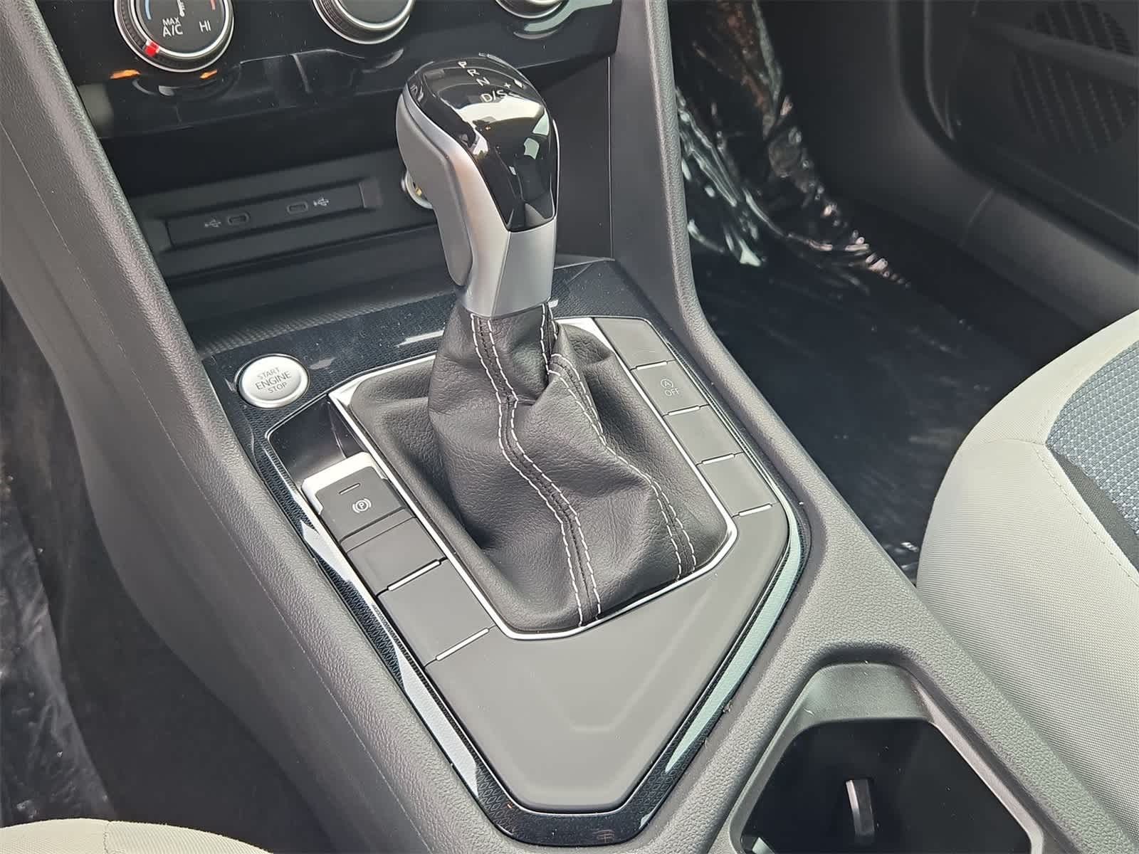 Thumbnail: 2025 Volkswagen Taos - 31