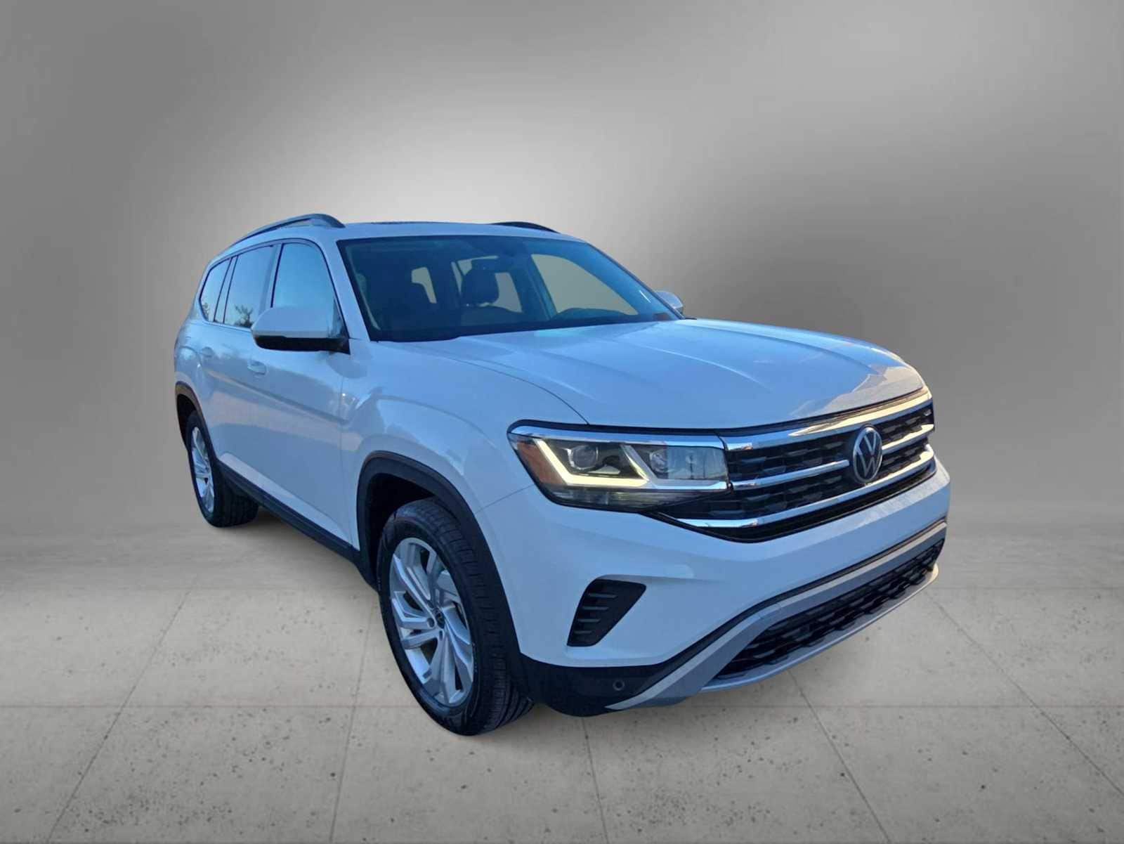 Thumbnail: 2022 Volkswagen Atlas - 2