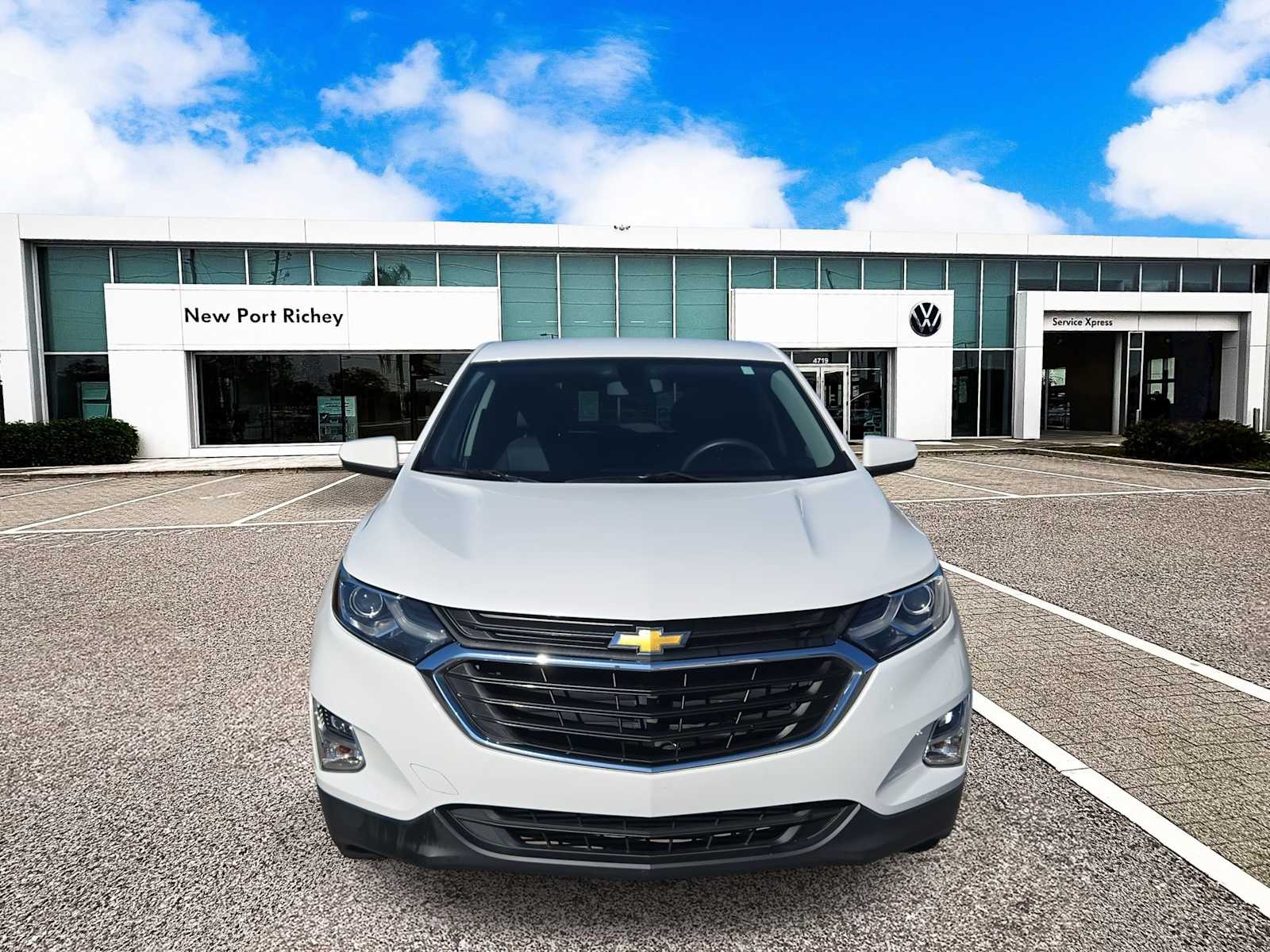 Thumbnail: 2019 Chevrolet Equinox - 3