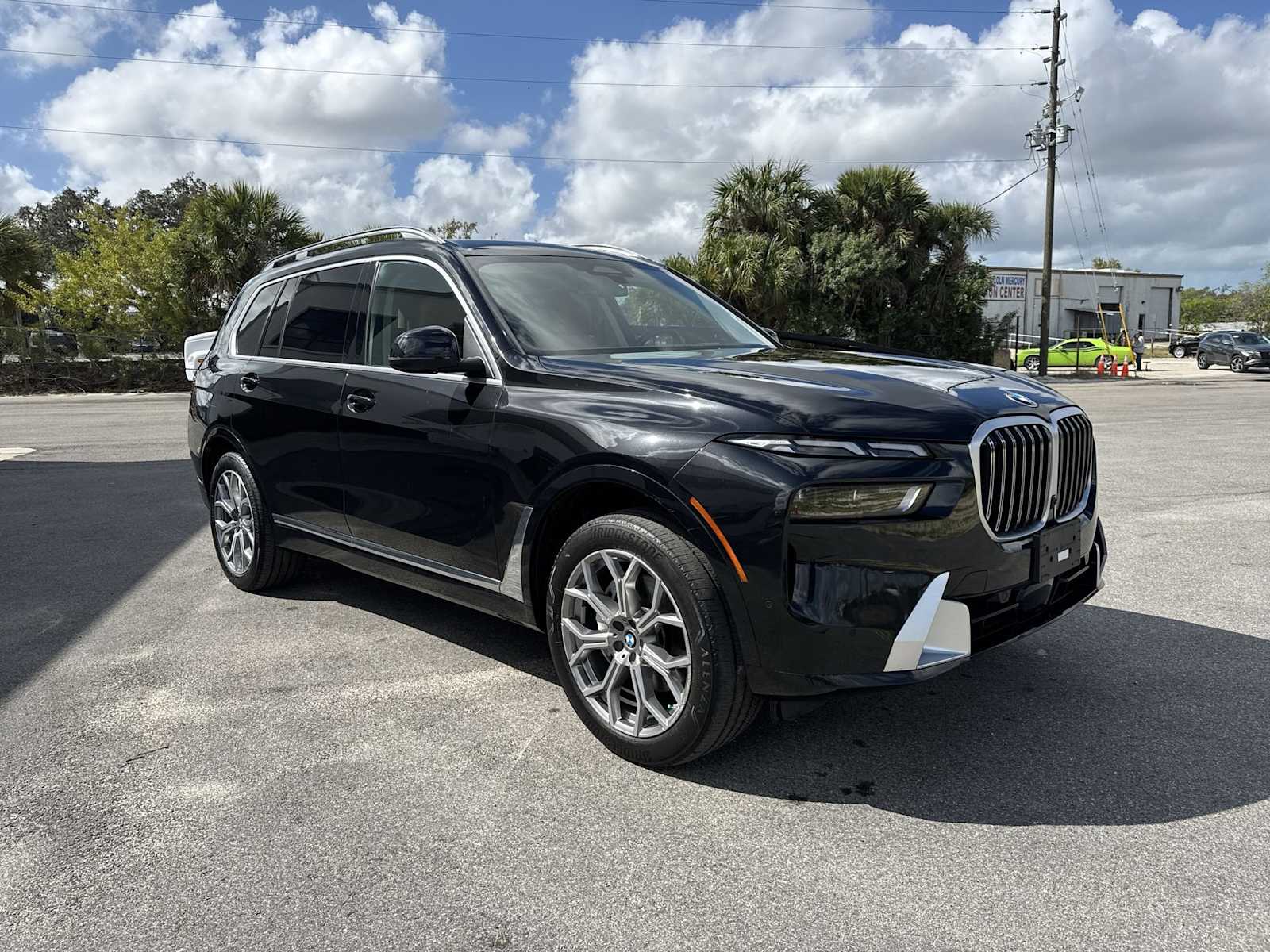 Thumbnail: 2023 BMW X7 - 8