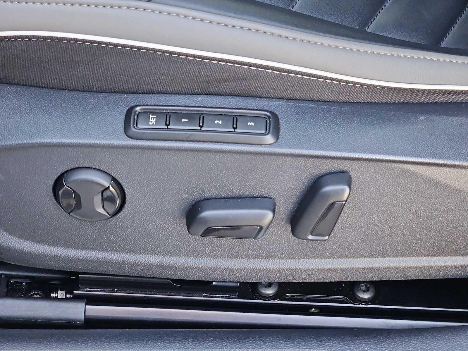 Thumbnail: 2022 Volkswagen Arteon - 17