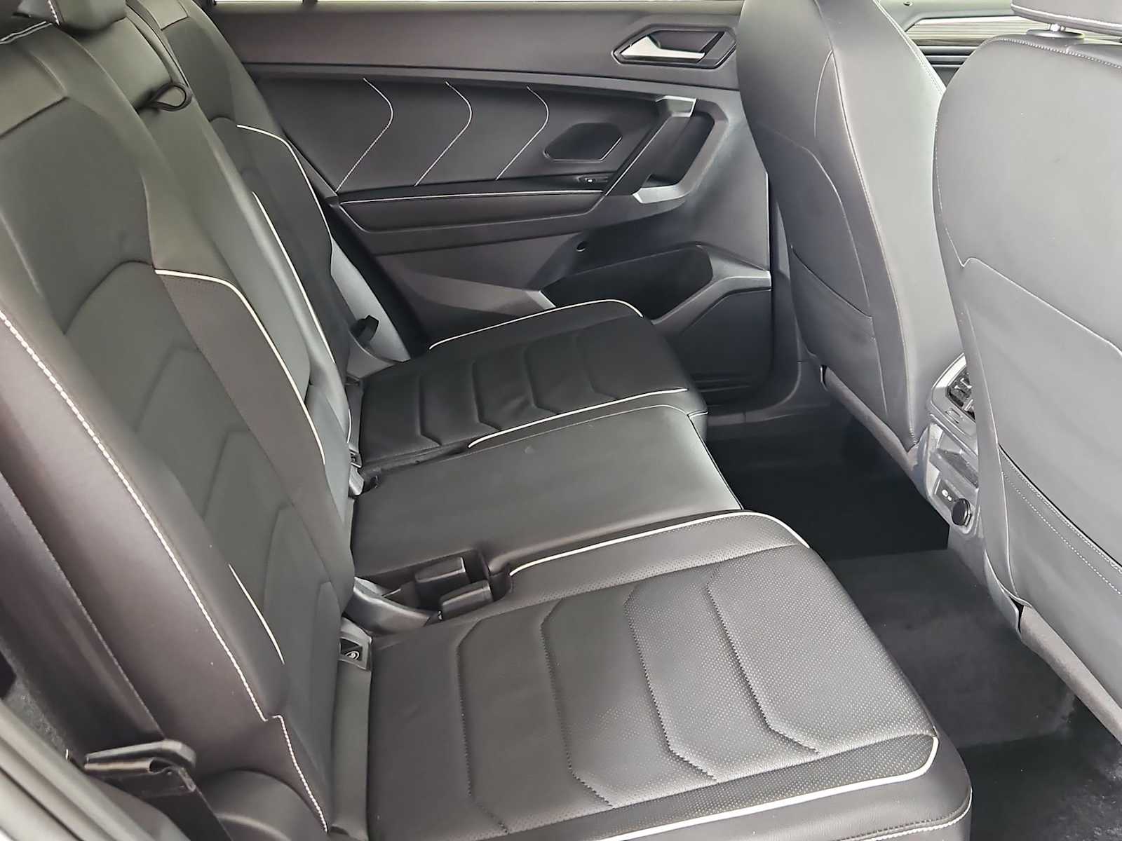 Thumbnail: 2024 Volkswagen Tiguan - 22