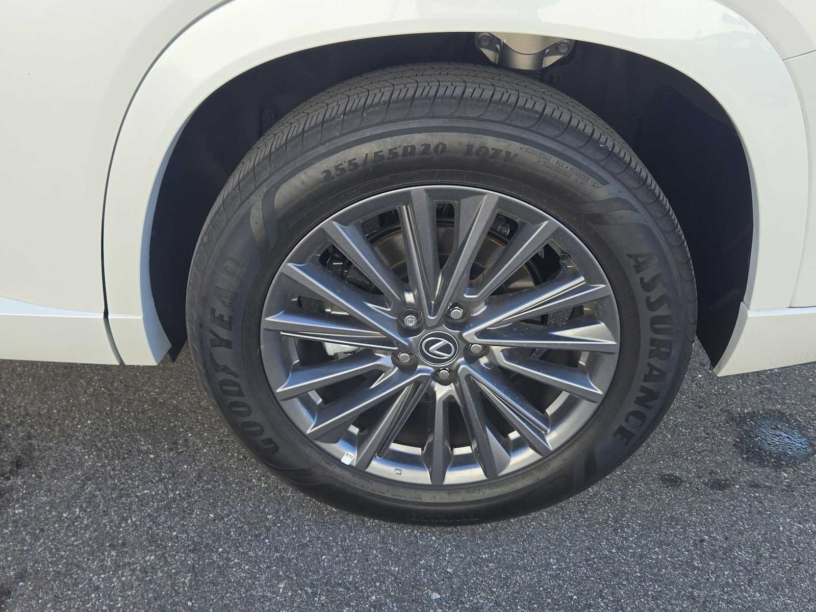 Thumbnail: 2025 Lexus TX - 14