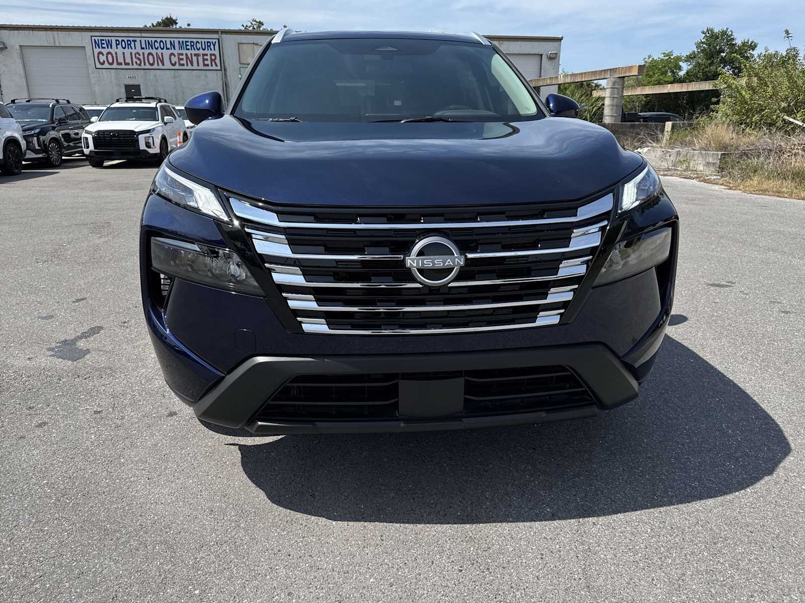 Thumbnail: 2025 Nissan Rogue - 10