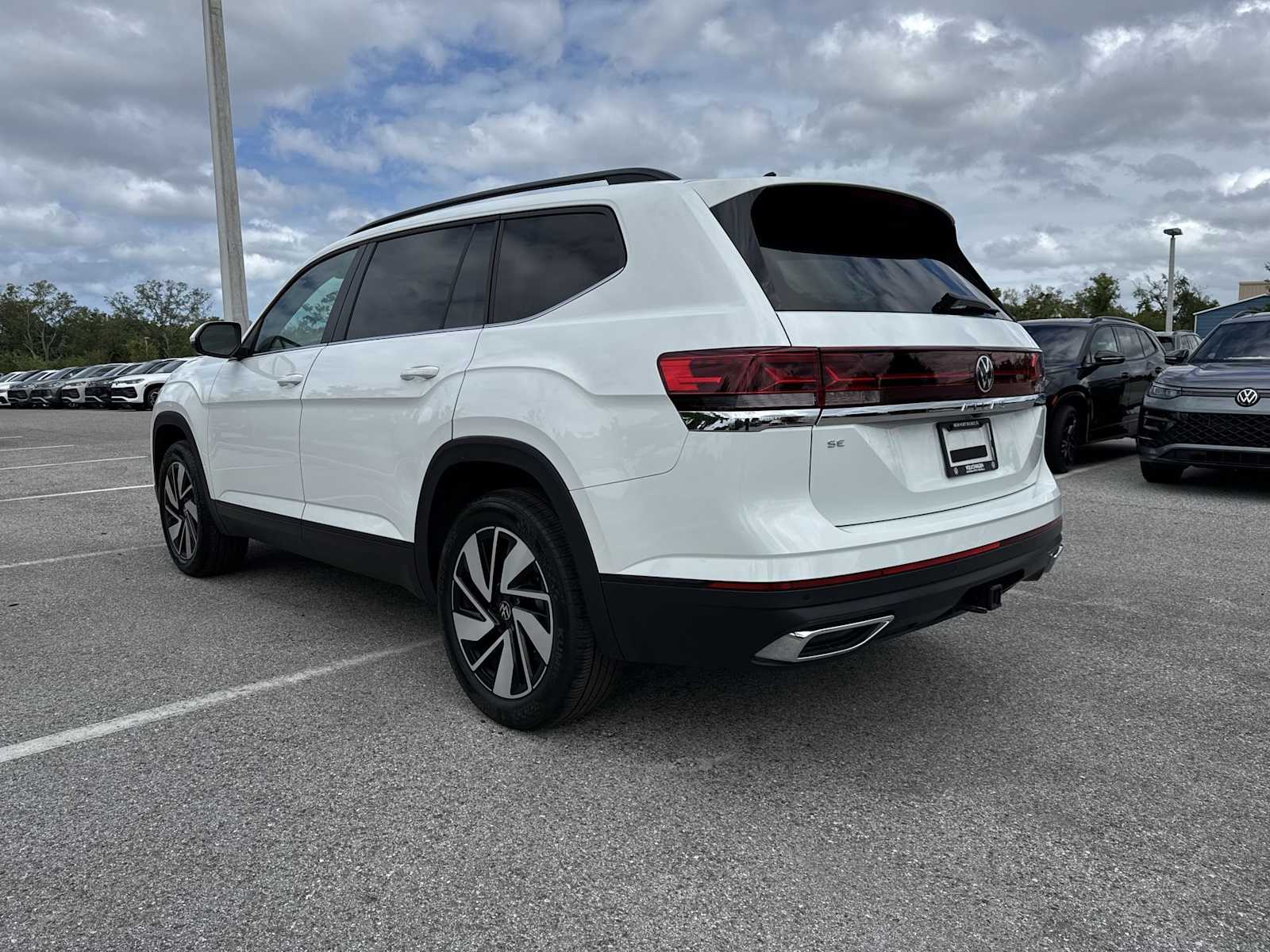 Thumbnail: 2025 Volkswagen Atlas - 4